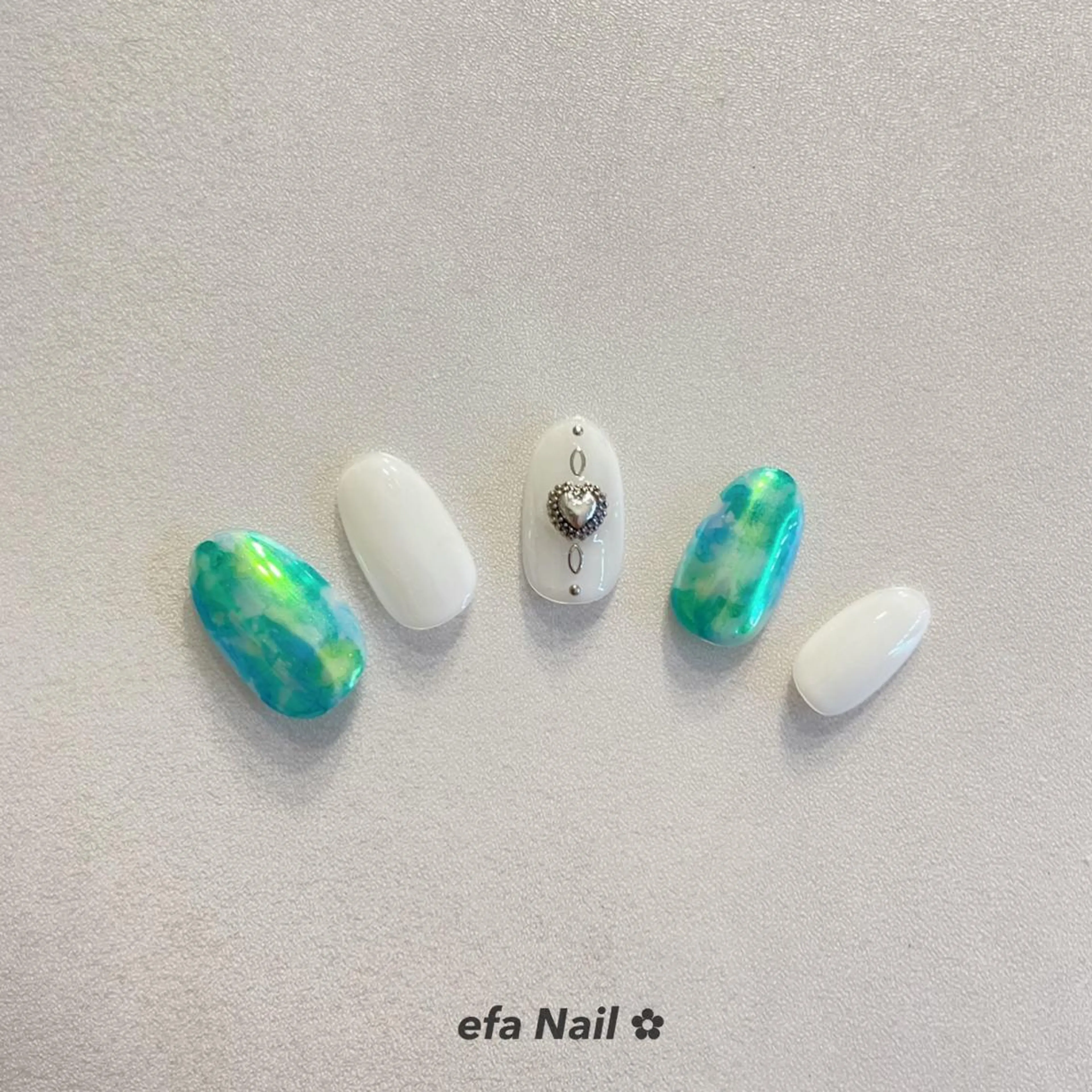 ネイル efa's  EyeNail-おもろまち-所属・efa Nail 🌺Okinawaのネイルデザイン