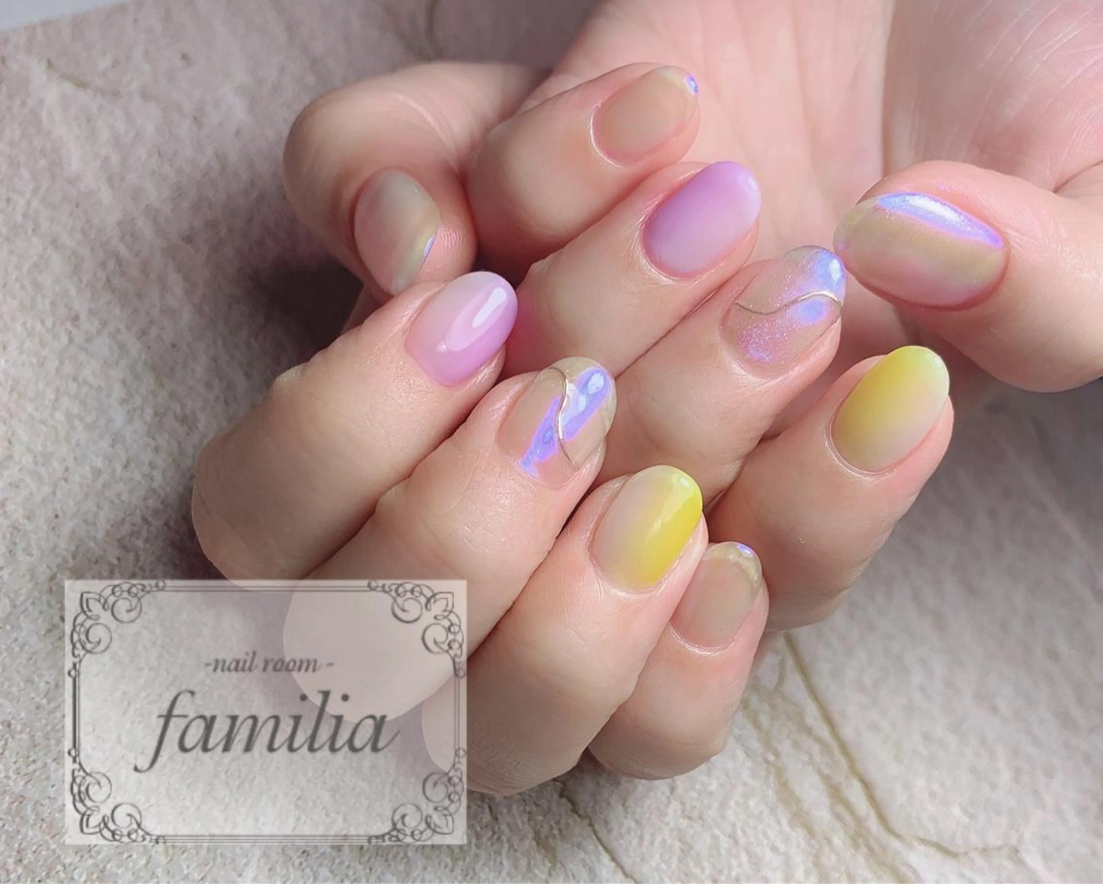 ネイル ハンドネイル -nailroom- familiaのネイルデザイン