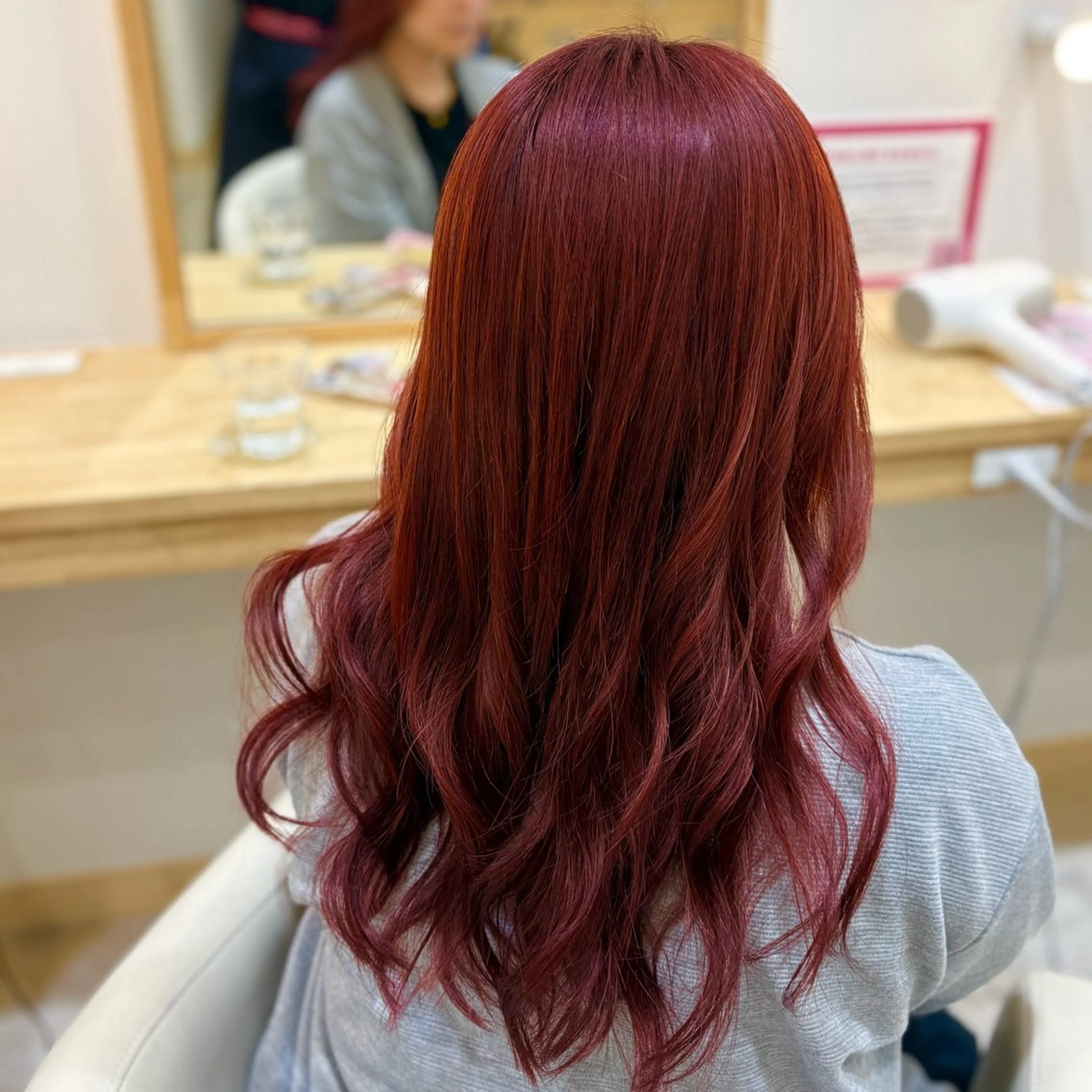 ロング カラー 🎀ピンク／ブリーチ 🌈デザイン♡BoNのヘアスタイル