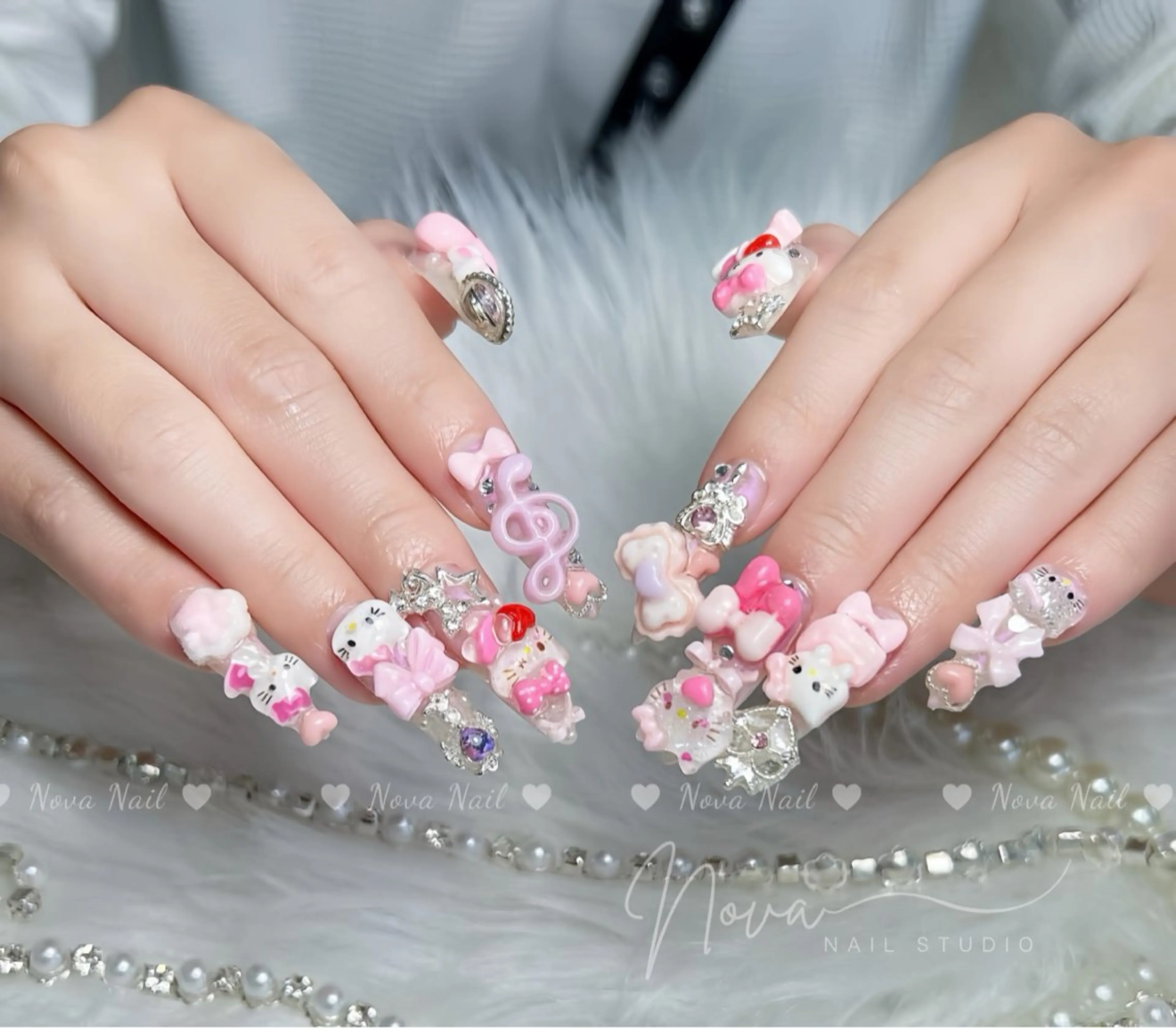 ネイル ハンドネイル ハンドケア Nova Nail Nambaのネイルデザイン
