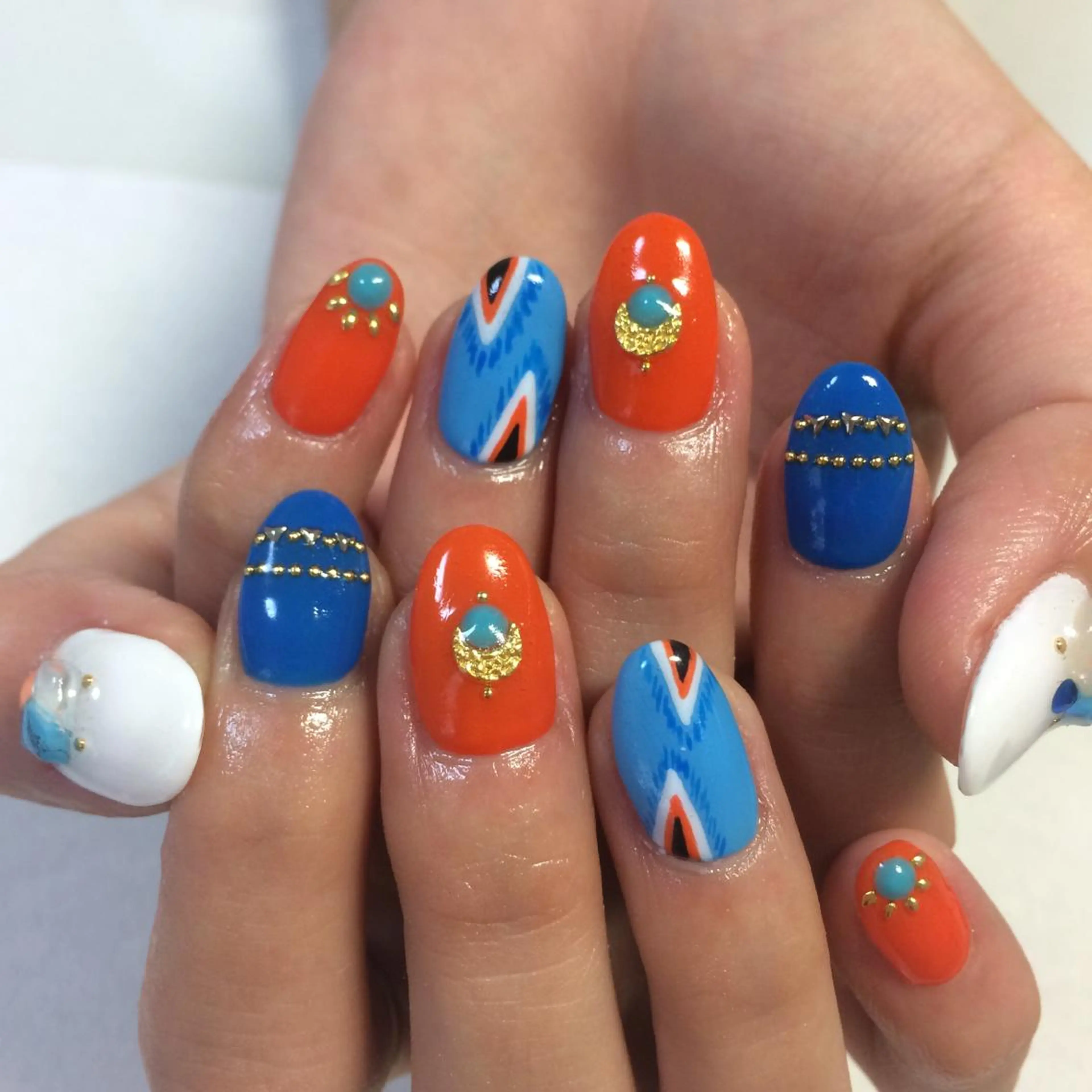 ネイル VIOLUS所属・VIOLUS 関目のネイルデザイン