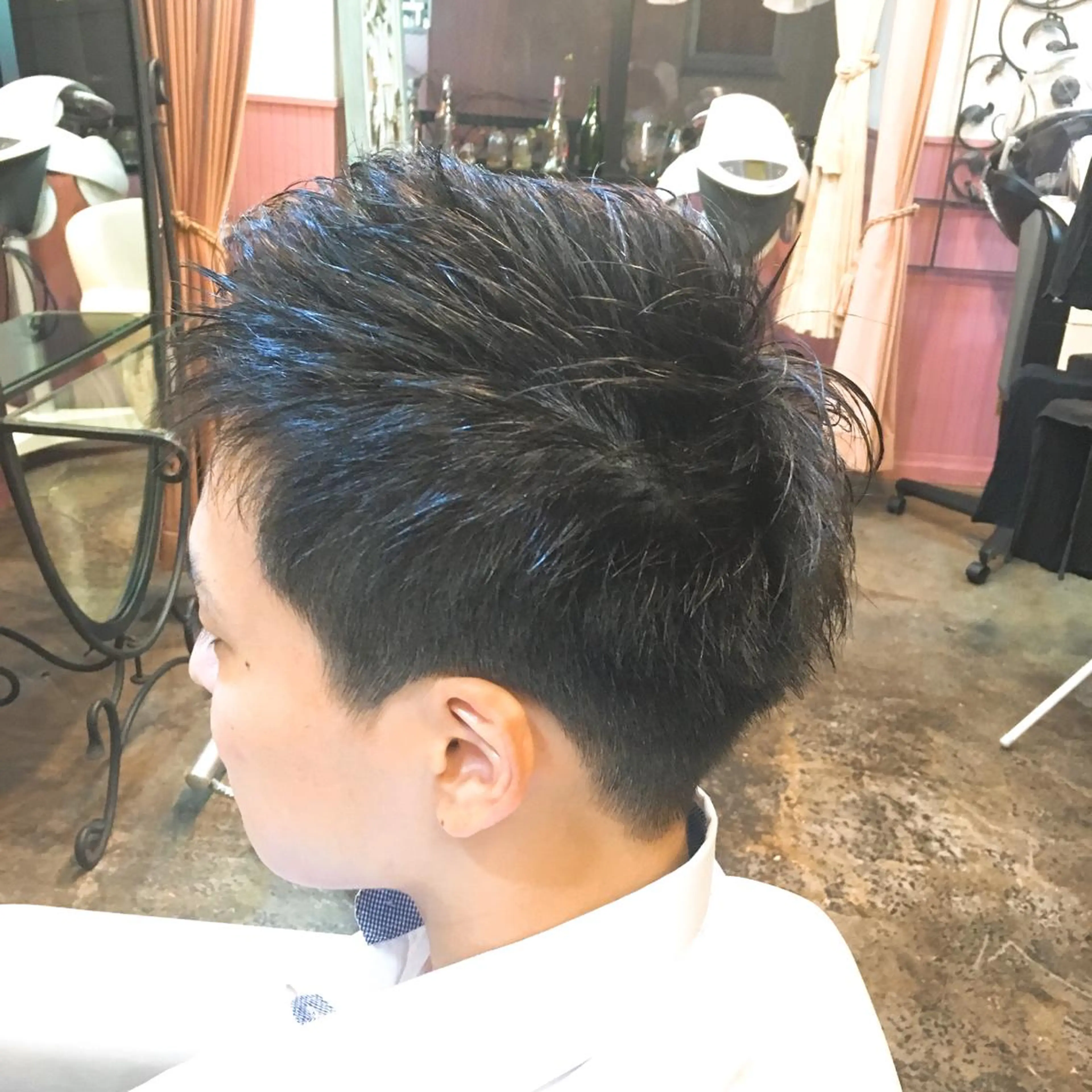 ショート カラー パーマ メンズ カット ヘアセット 表参道Lise おおいしおりのヘアスタイル