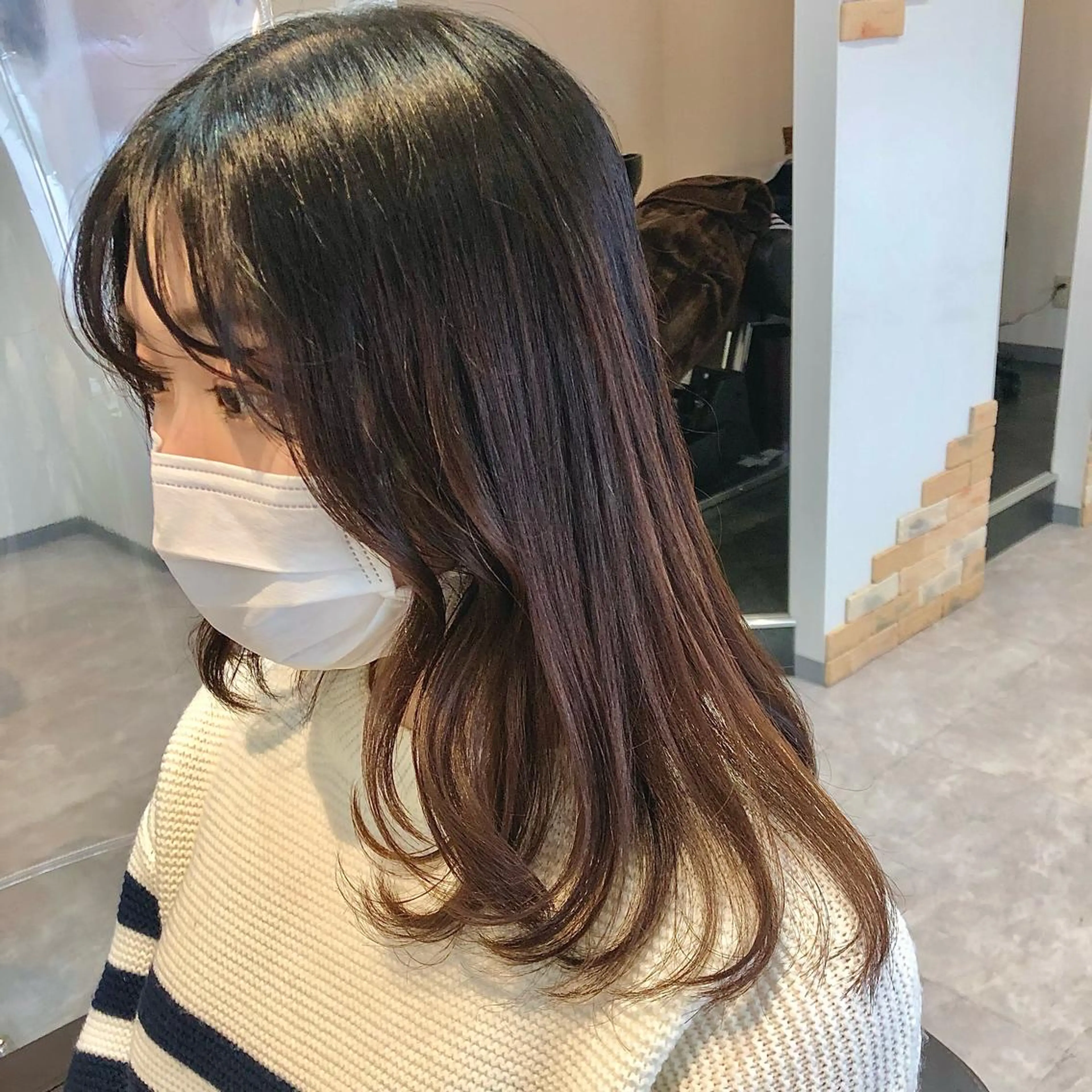 ミディアム 山本 佳奈のヘアスタイル