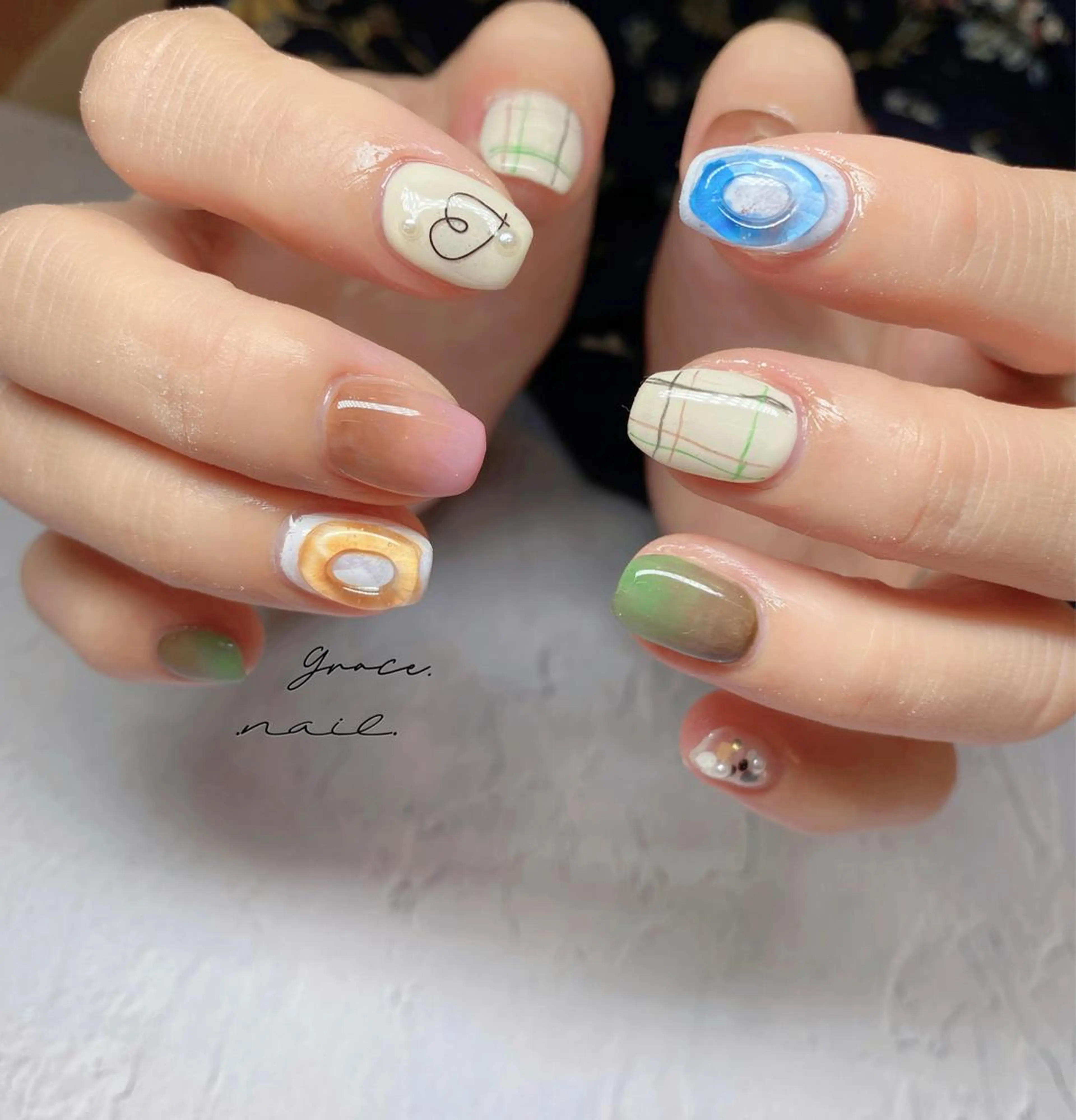 ネイル ハンドネイル ☆*｡Grace Nail｡*☆のネイルデザイン
