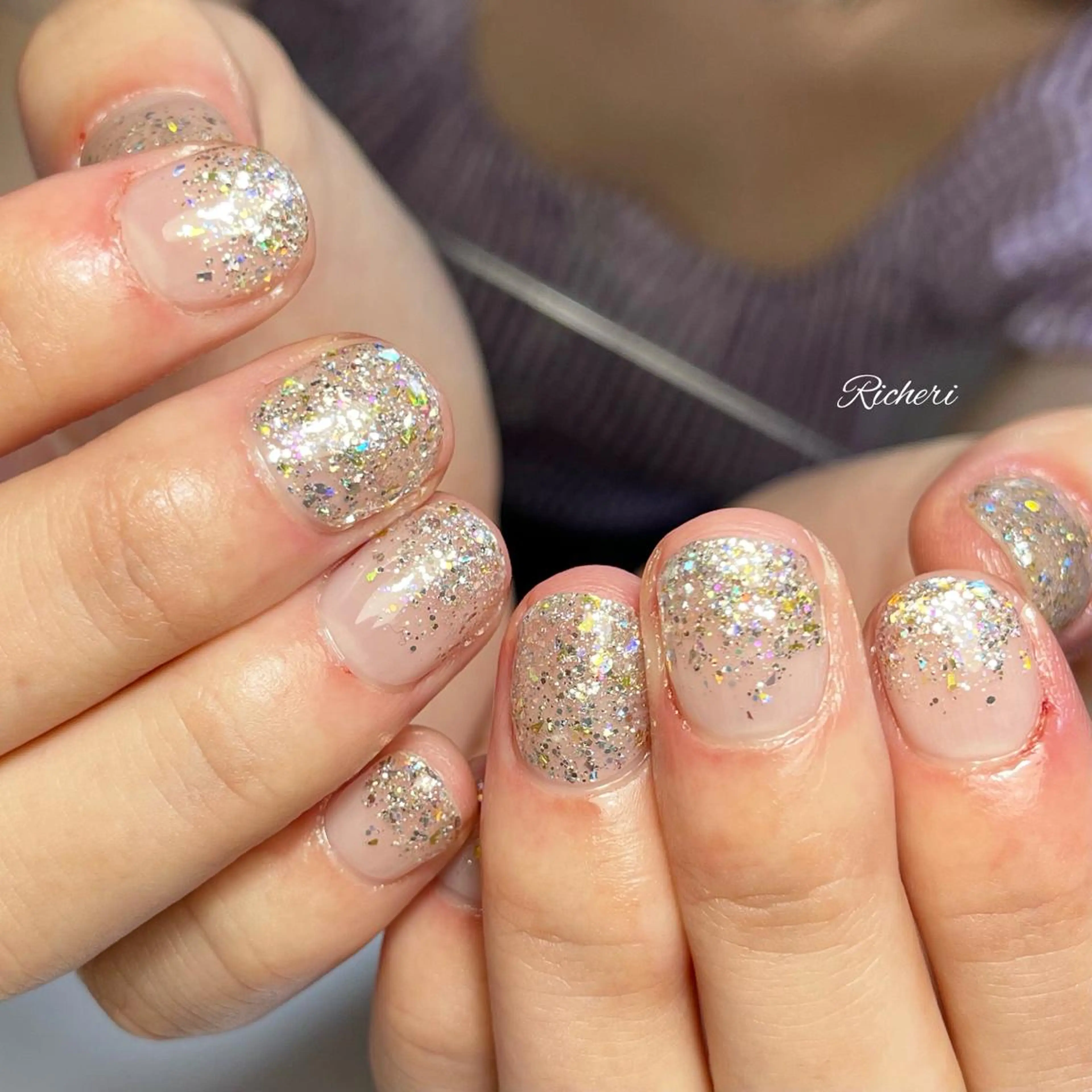 ミディアム ネイル 韓国風ヘア アートネイル フレンチネイル ジェルネイル ガラスフレンチ richeri beautyのエステ・リラクイメージ