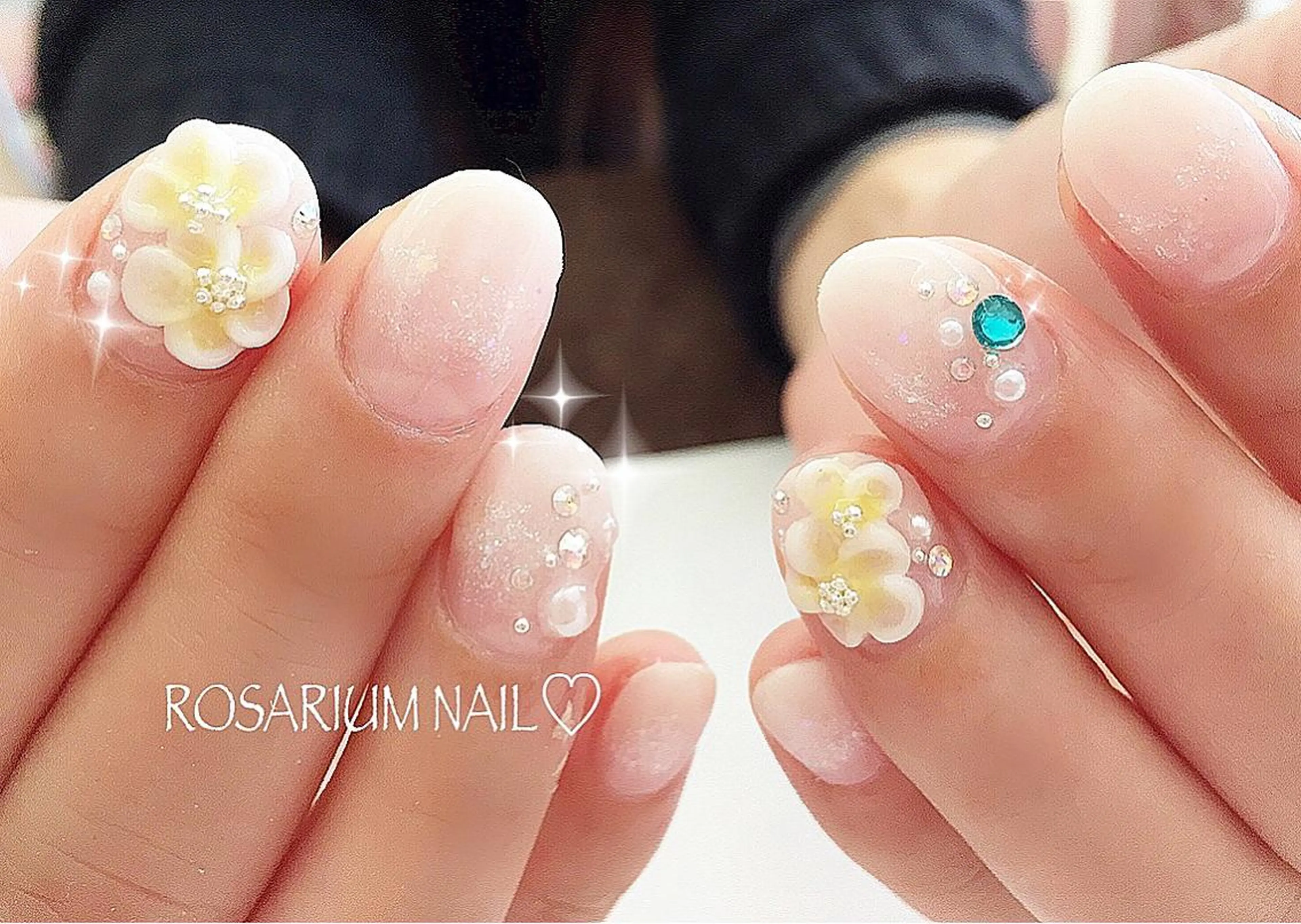 ネイル ROSA RIUMのネイルデザイン