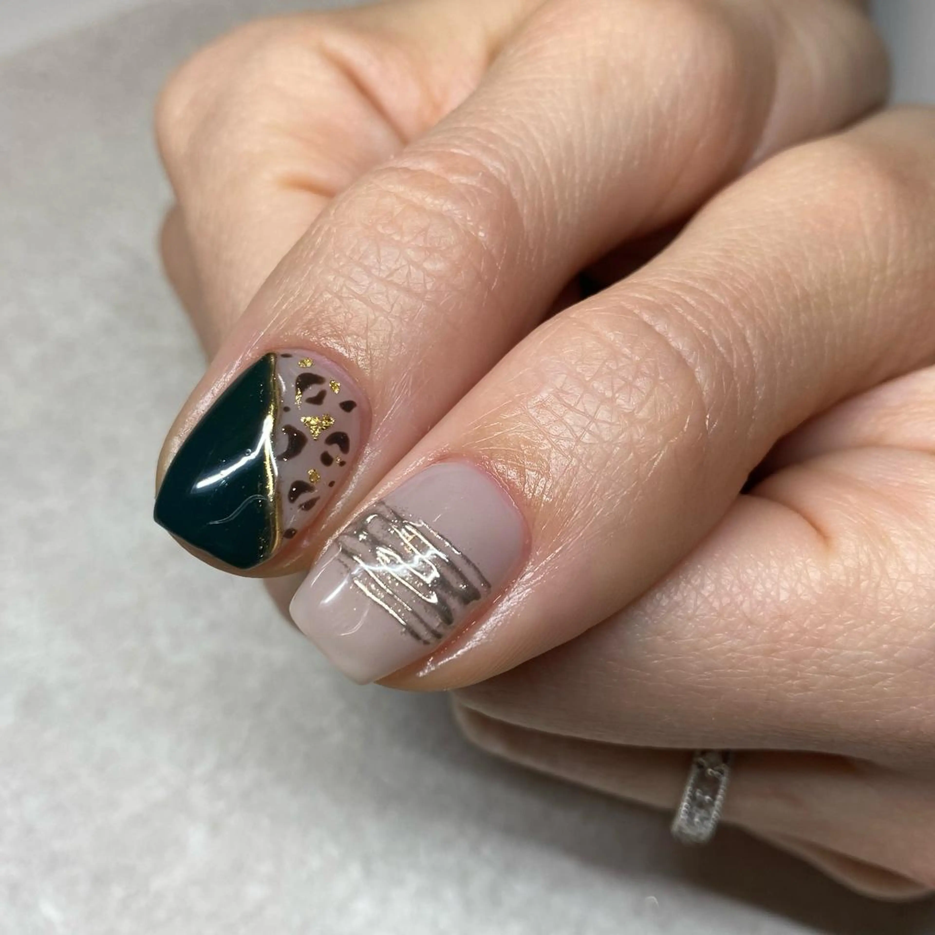ネイル NORA nail UMEDA MAIのネイルデザイン
