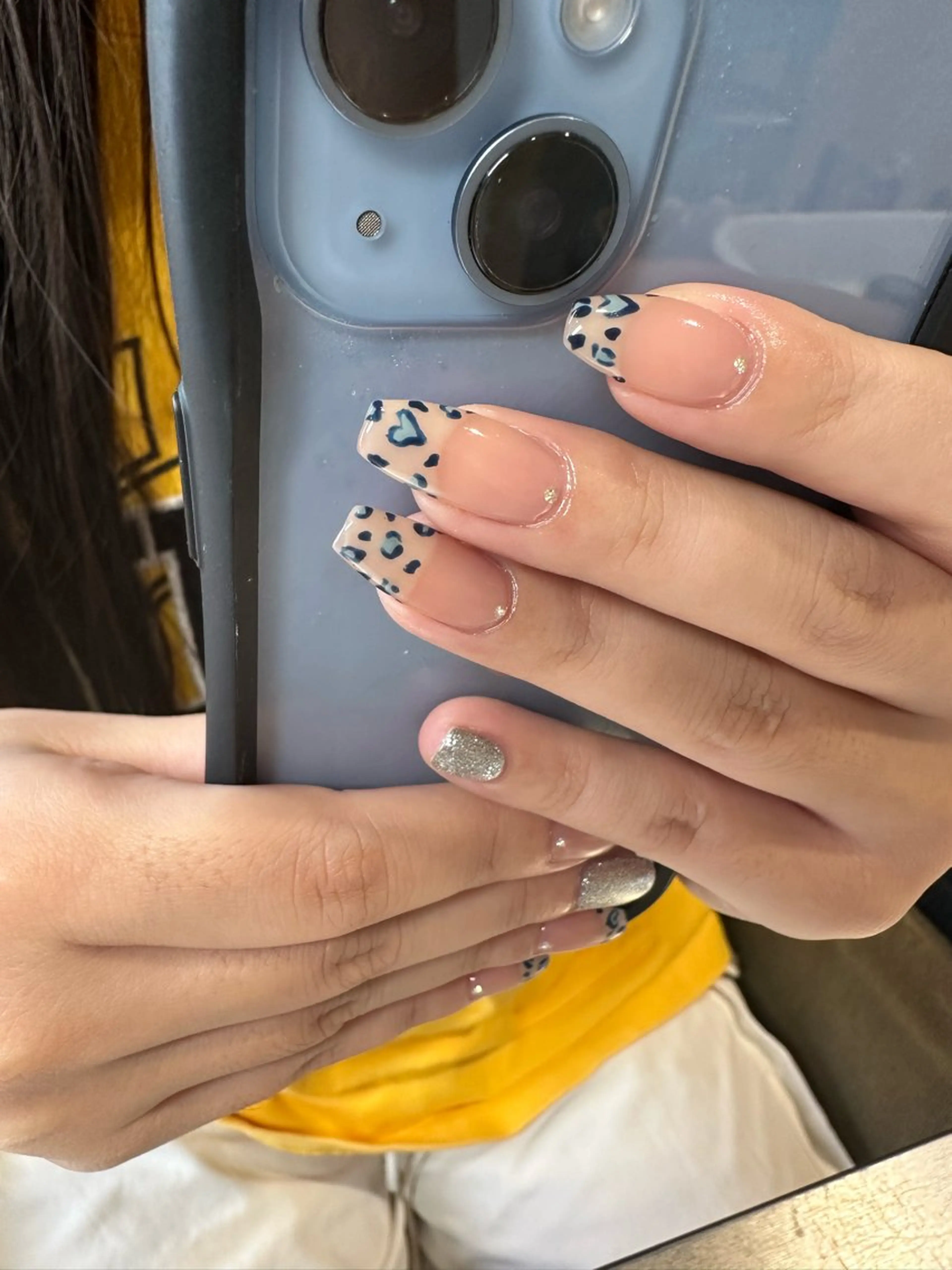 ネイル ハンドネイル 佐藤 穂乃香のネイルデザイン