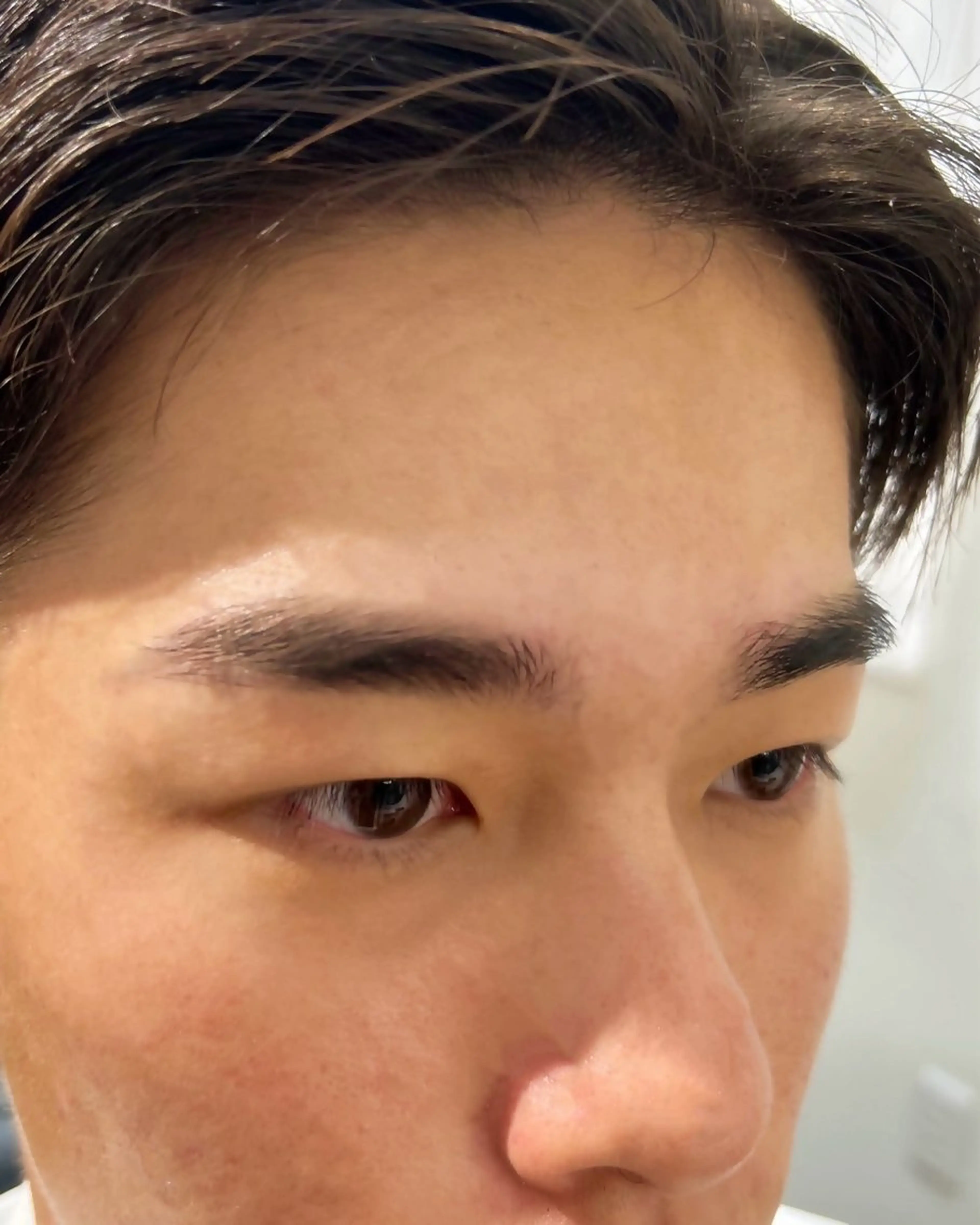 アイブロウ 眉カット メンズアイブロウ 眉毛ワックス脱毛 ワックス脱毛 OKADA/メンズ /カット/眉/縮毛のヘアスタイル