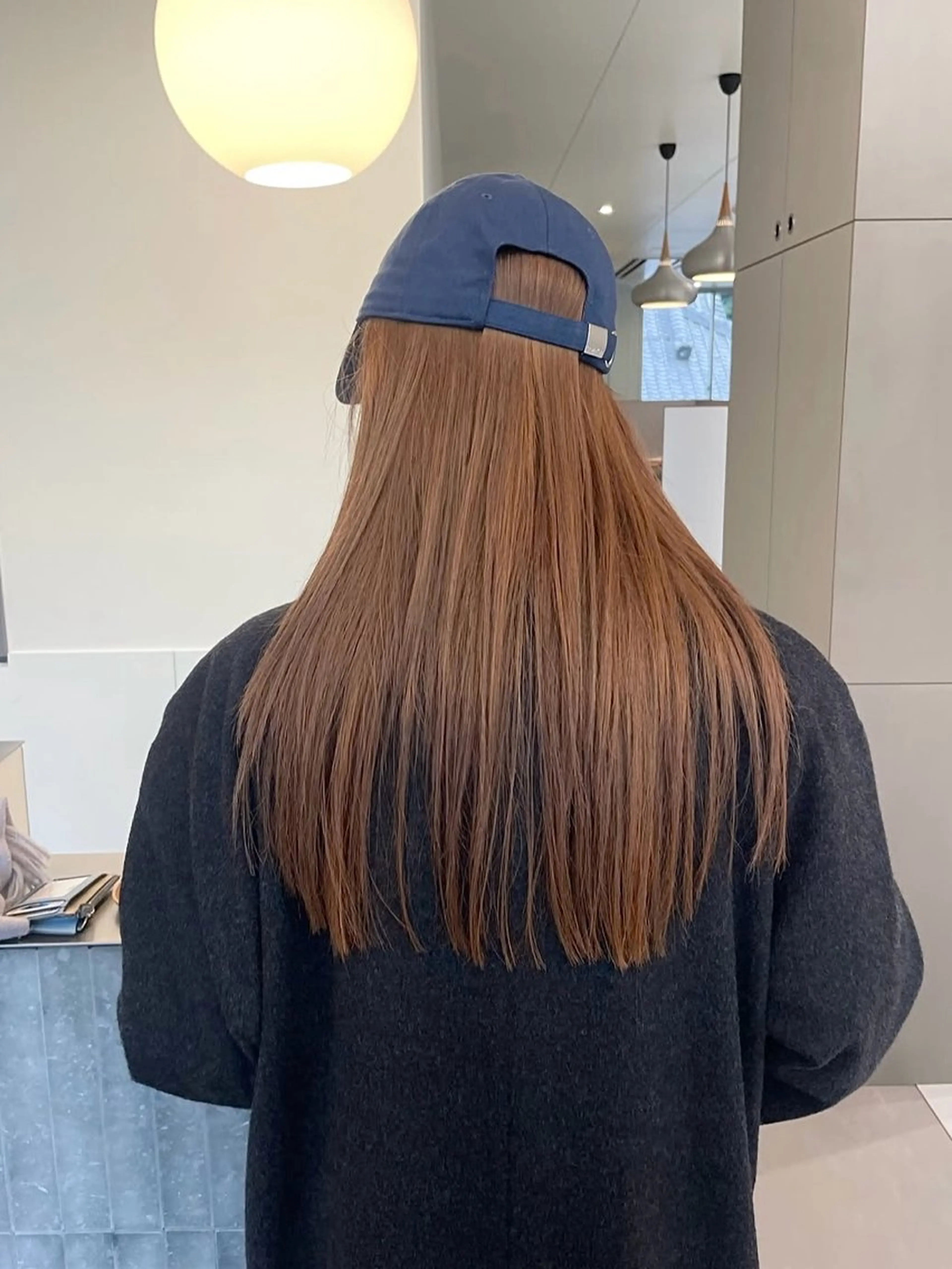 ロング お団子ヘア アッシュ ミストバング ボブ マレットヘア ヘアカラー 似合わせレイヤー ＆透明感カラーのヘアスタイル