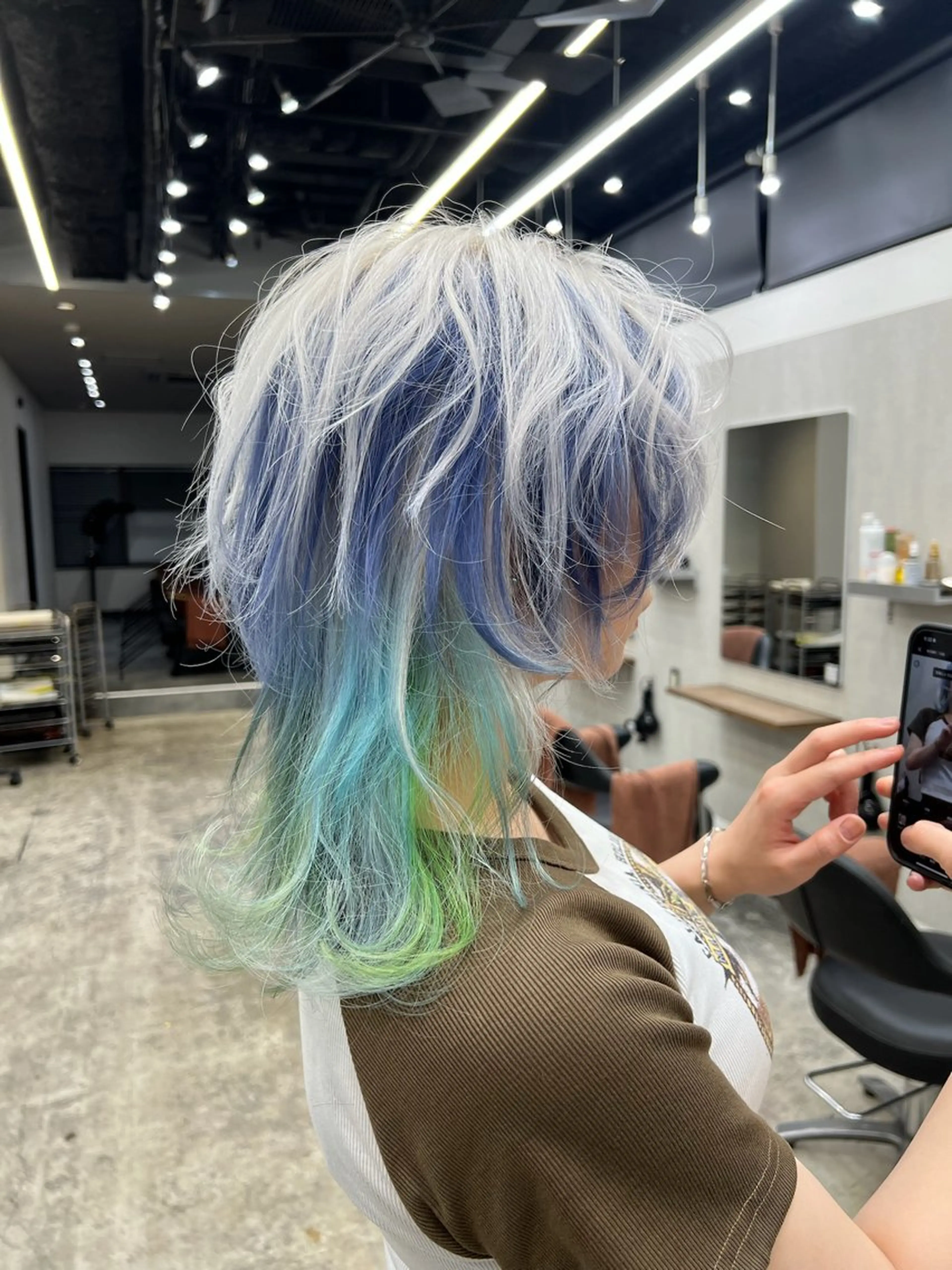 カラー ヘアカラー ルシ🎨/ハイトーン デザイン/髪質改善のヘアスタイル