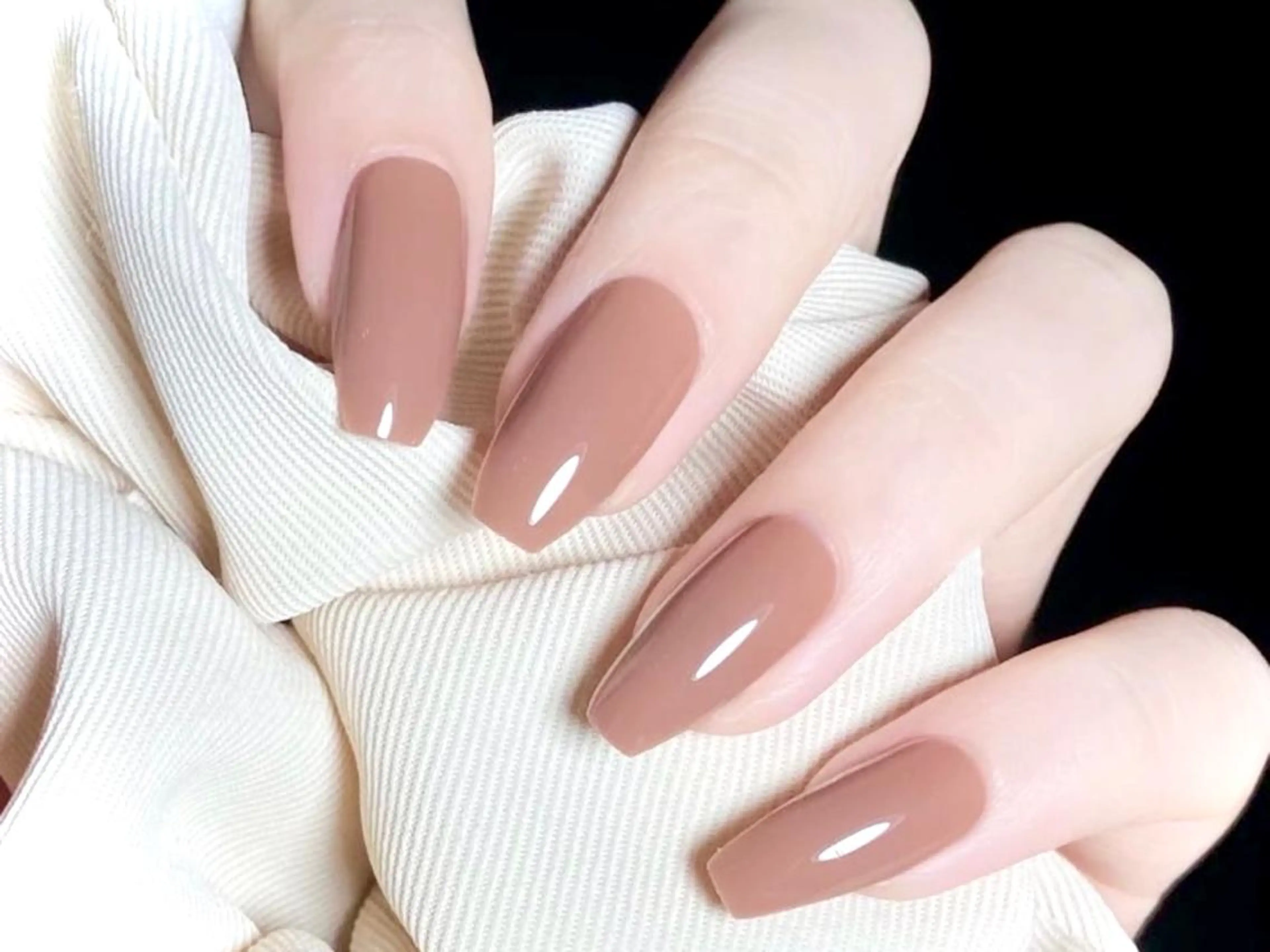 ネイル ワンカラーネイル ハンドネイル Vogusty's Nail 鶴見店のネイルデザイン