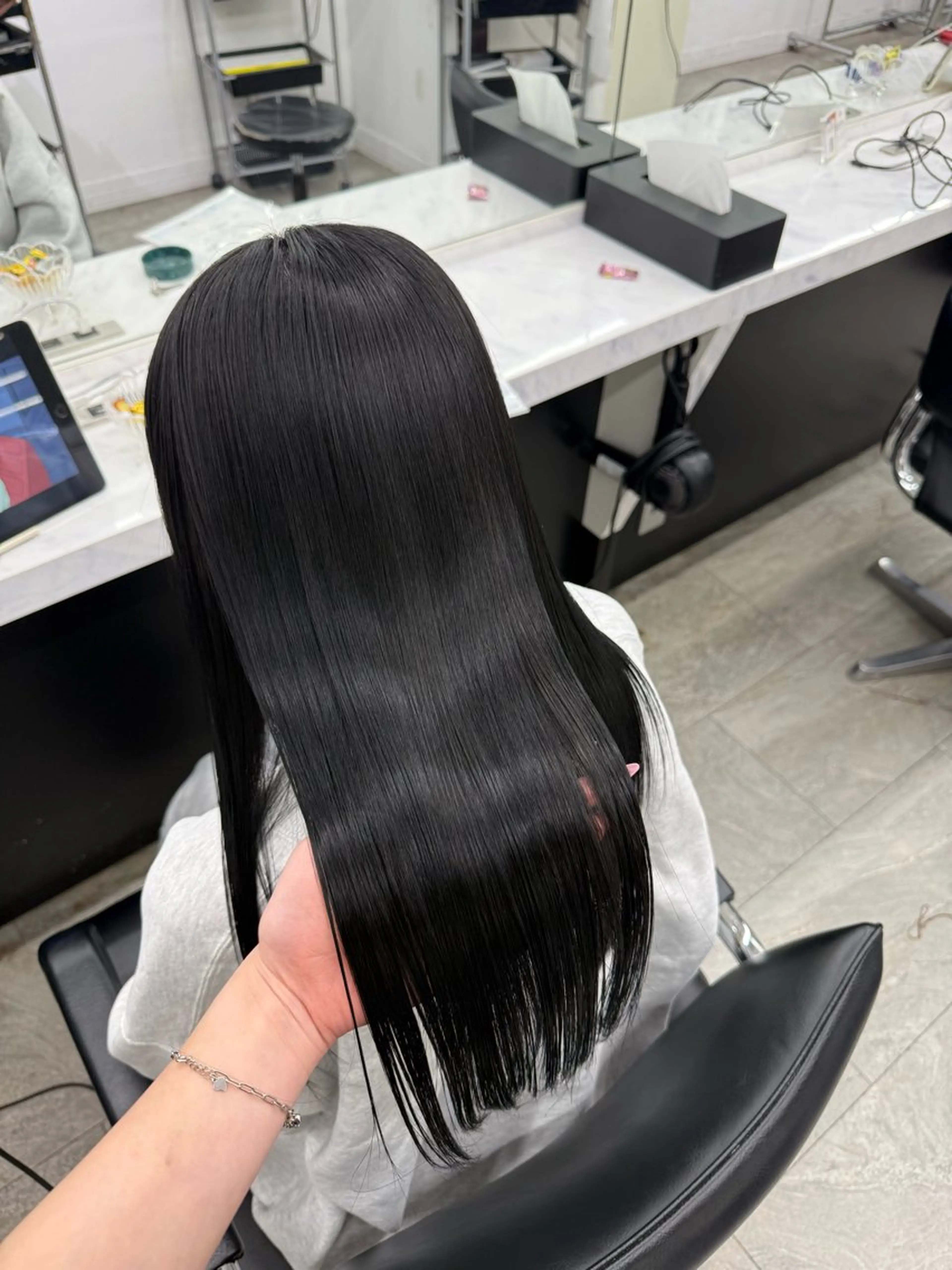 ロング カラー ヘアカラー トリートメント miwa 🖤のヘアスタイル