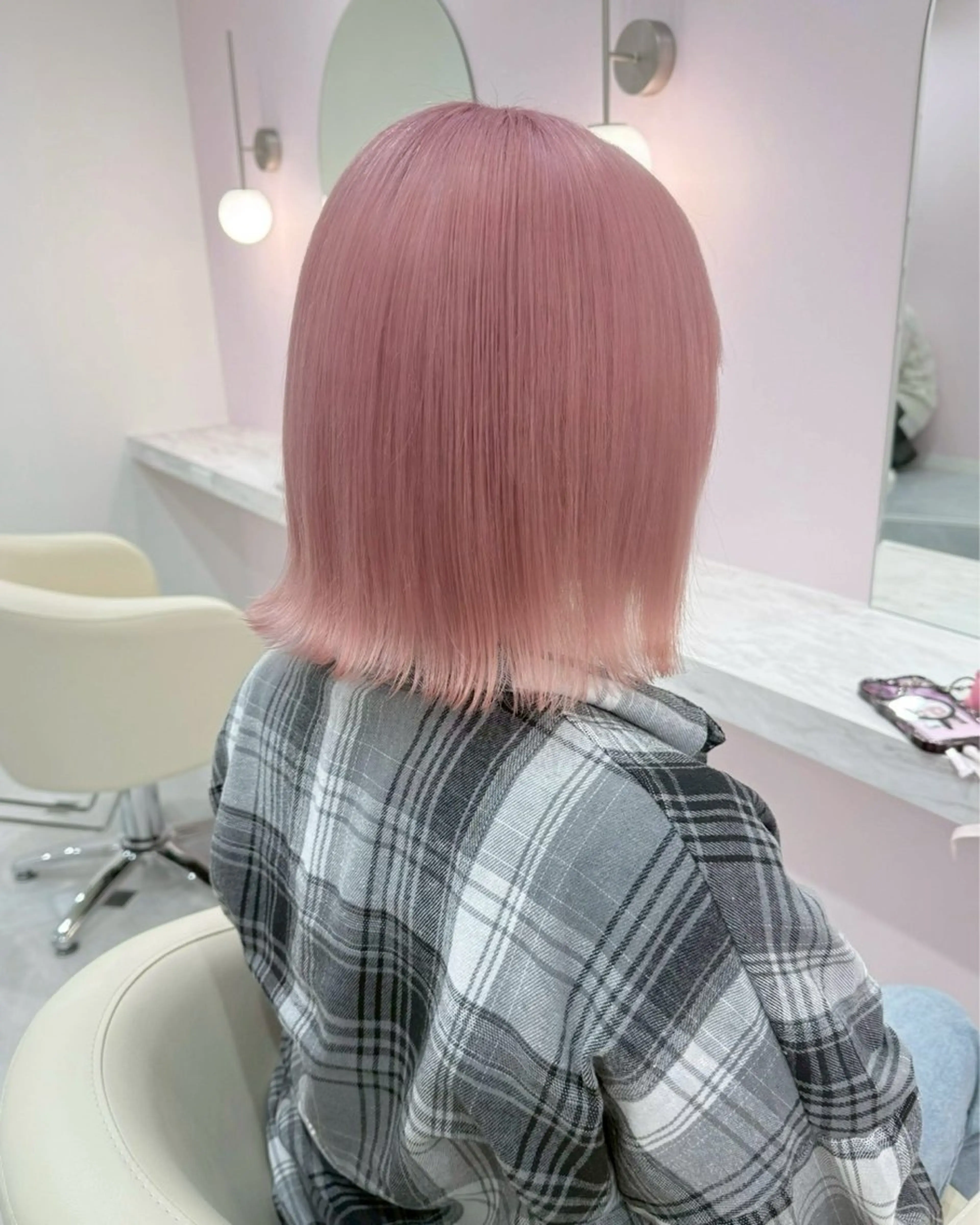 ショート カラー ブリーチ 透明感カラー ハイトーンカラー ヘアカラー ハイトーンカラー💞 くるみ🎀のヘアスタイル