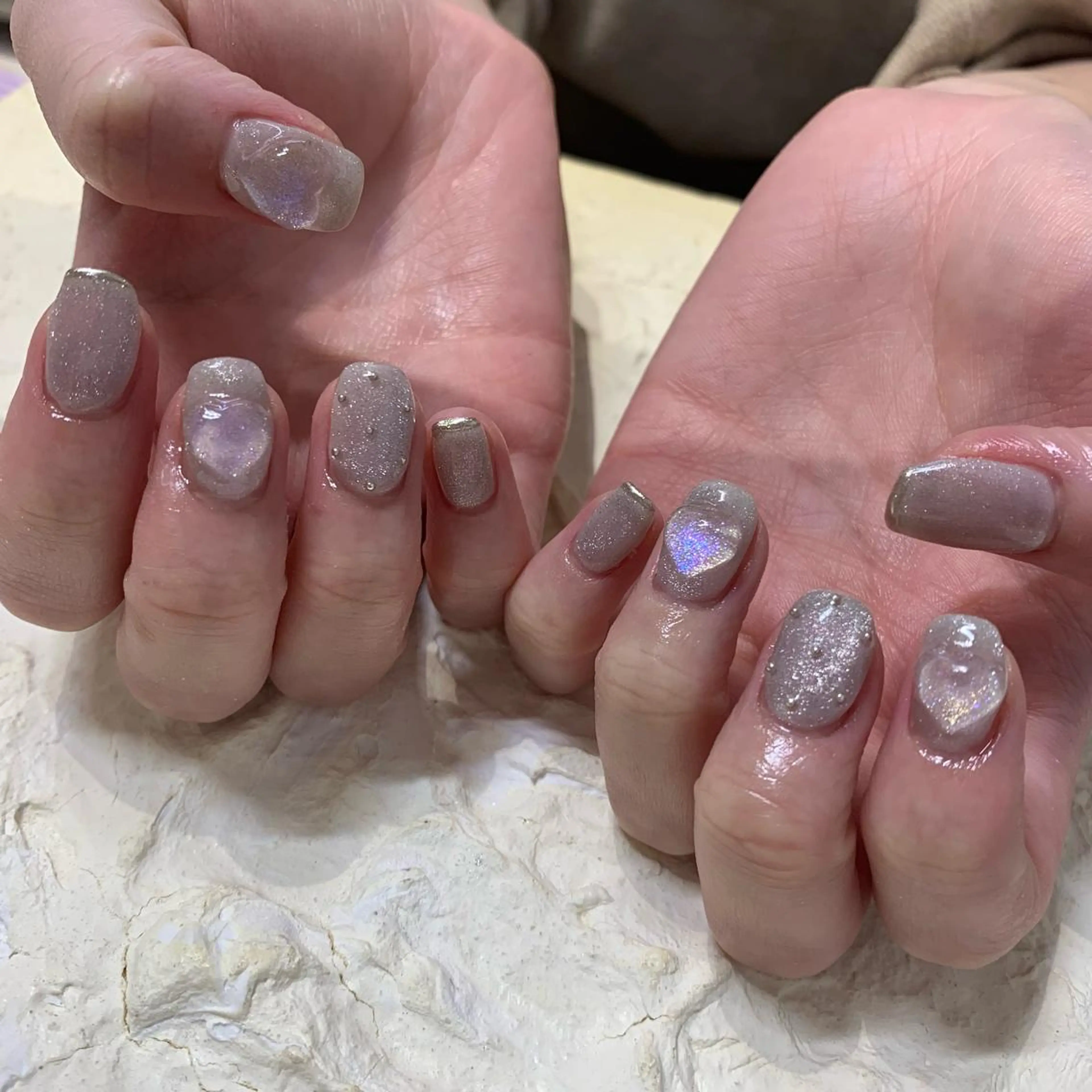 ネイル ハート キラキラネイル マキノ ユイのネイルデザイン