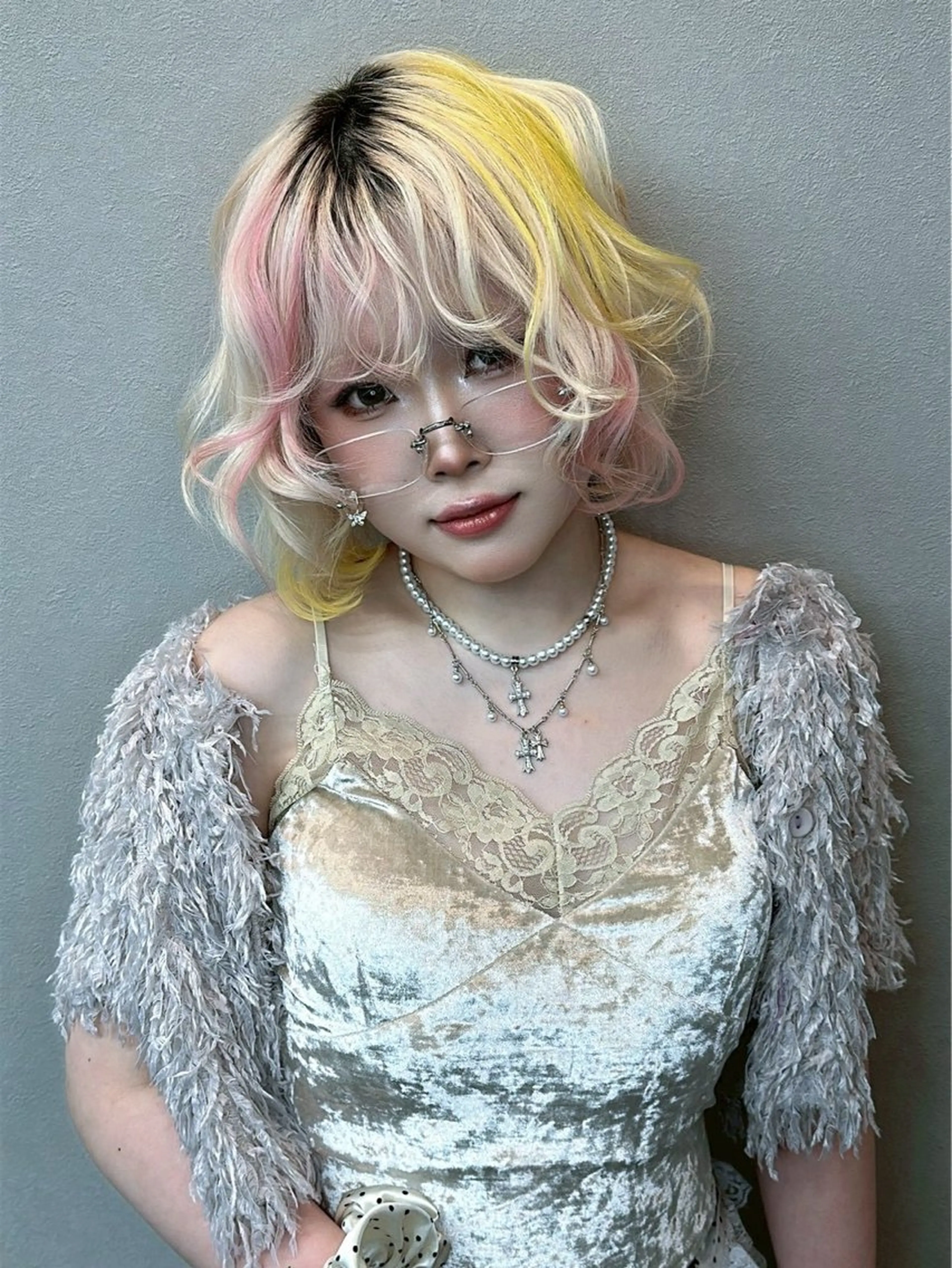 カラー 一宮 淚のヘアスタイル
