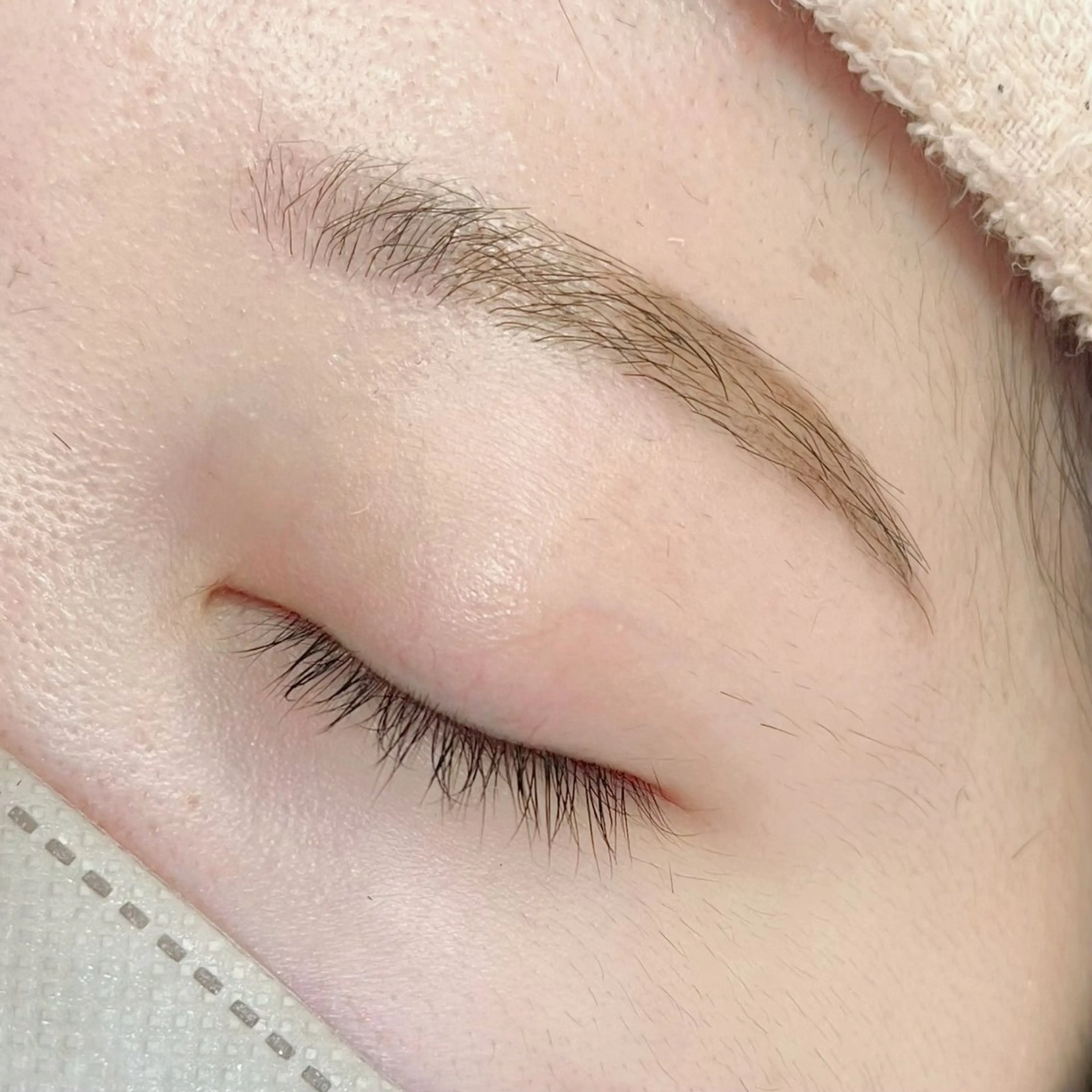 アイブロウ ワックス脱毛 COCO 大黒のマツエク・マツパデザイン