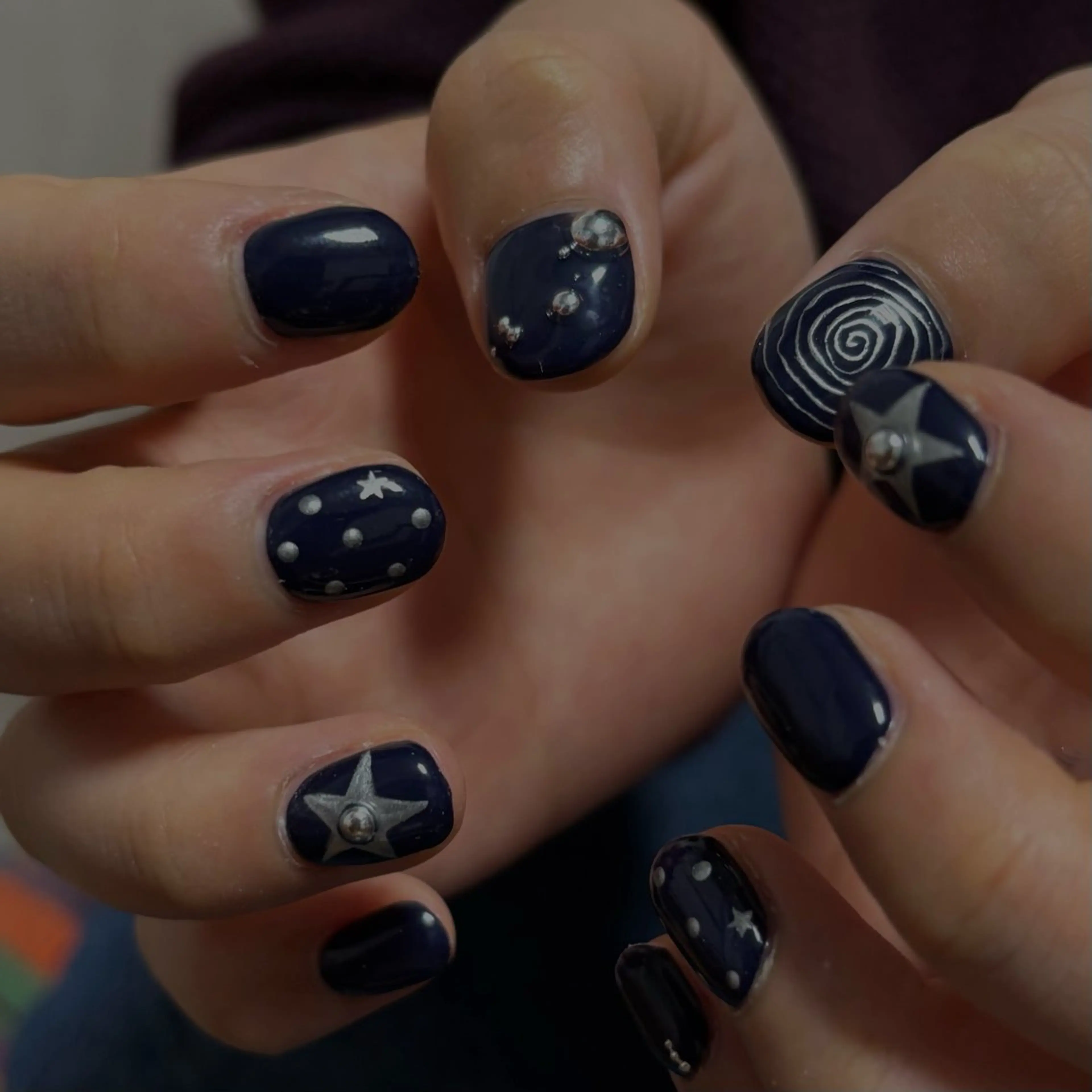 ネイル ハンドネイル 爪塗屋 さんのネイルデザイン