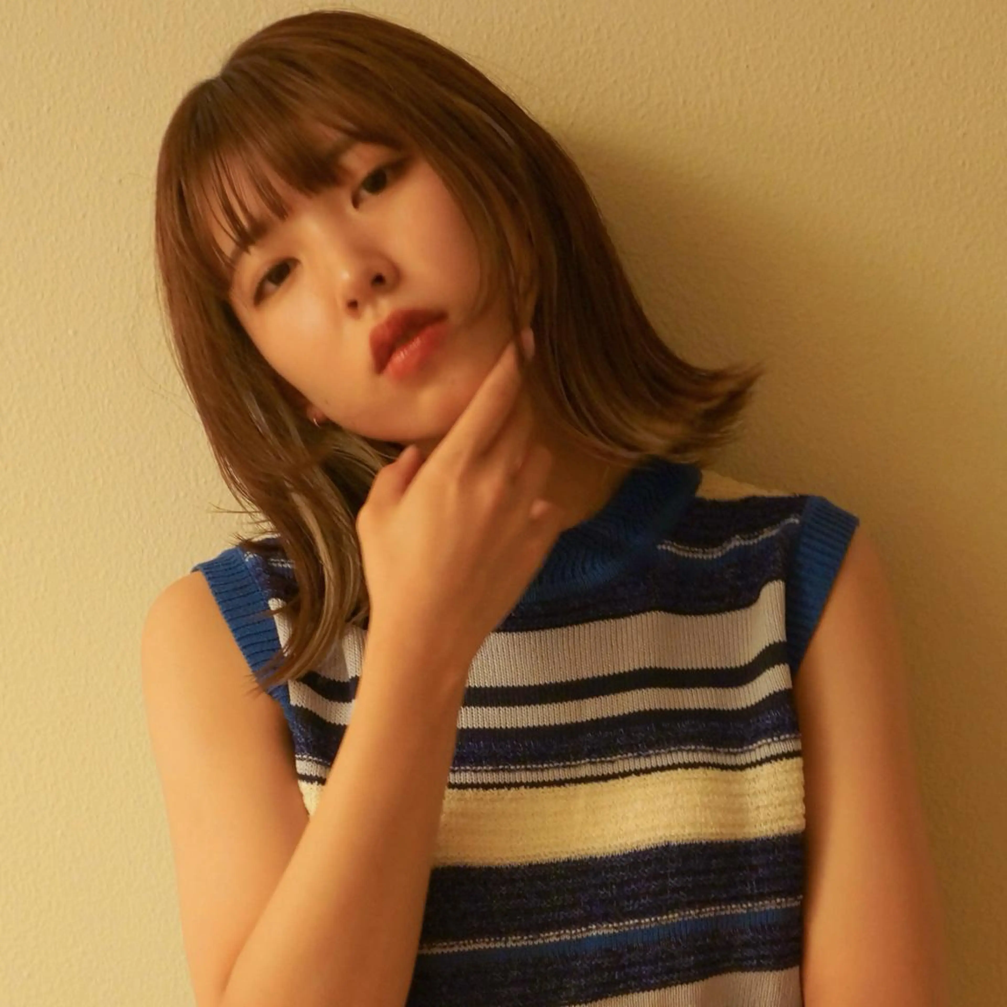 ミディアム カラー ダウンパーマ 【sity.ザイク】のヘアスタイル