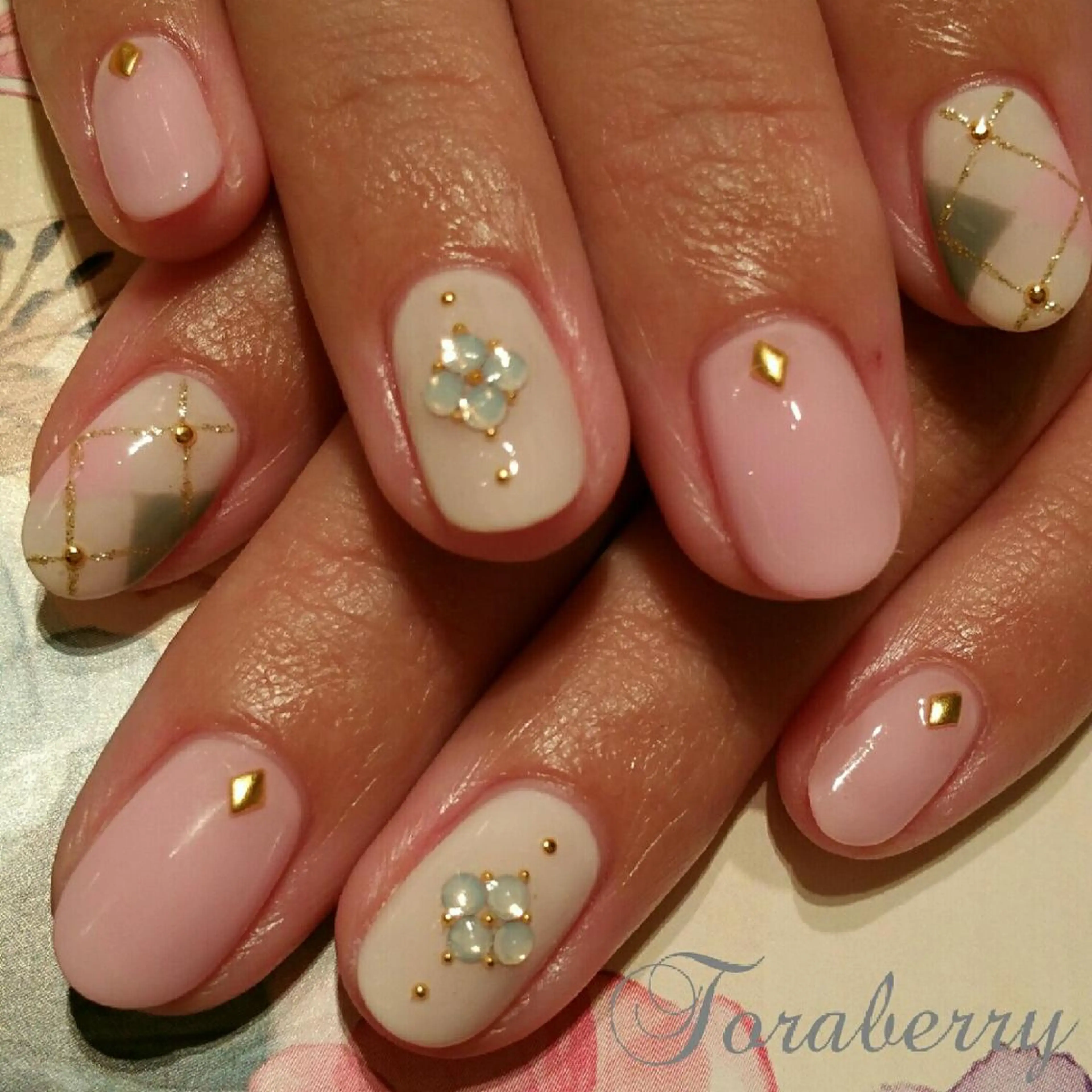 ネイル ネイリスト なつみのネイルデザイン