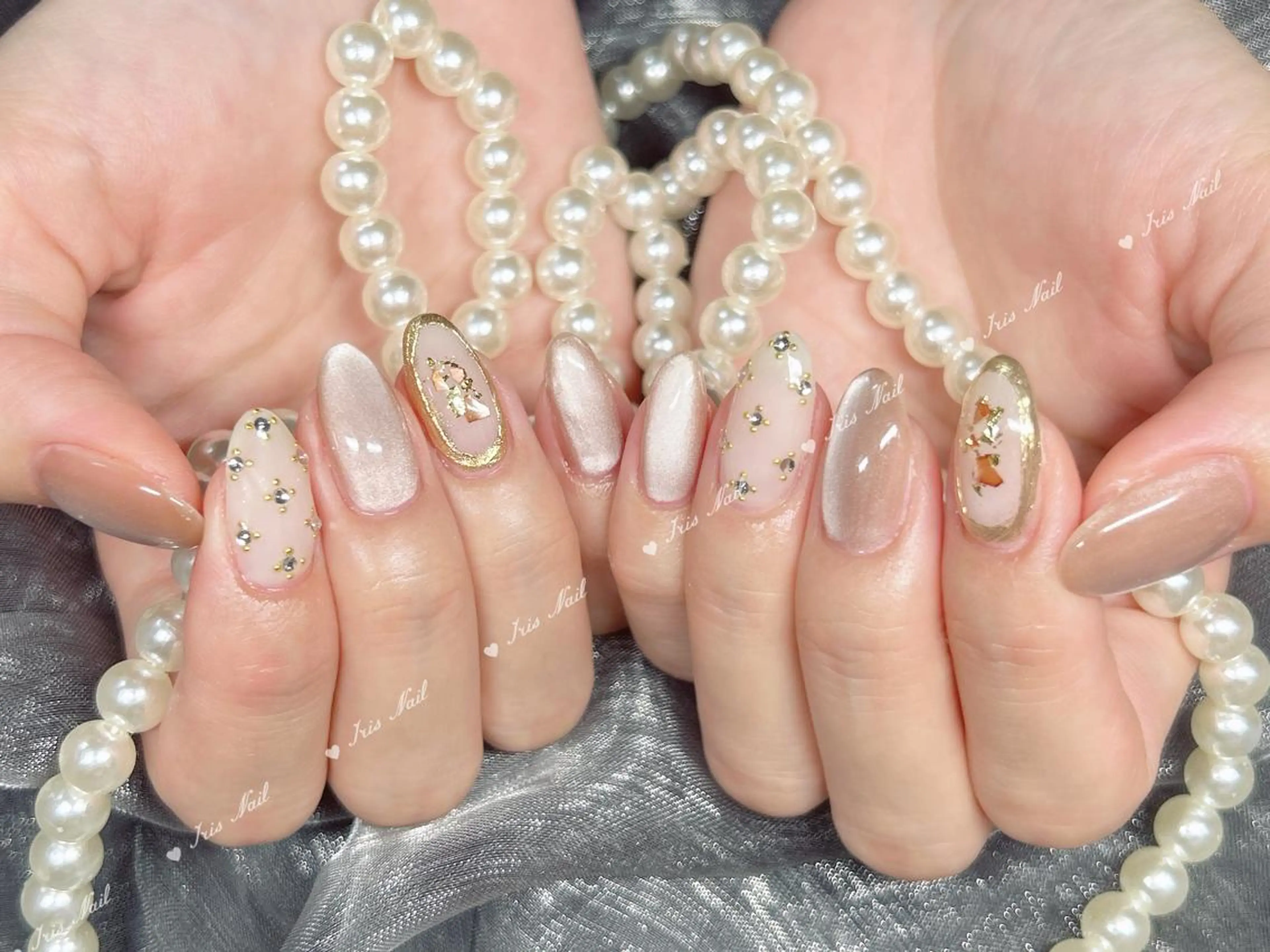 ネイル マグネットネイル ミラーネイル ハンドネイル ハンドケア 🍒IRIS Nail🌸のネイルデザイン