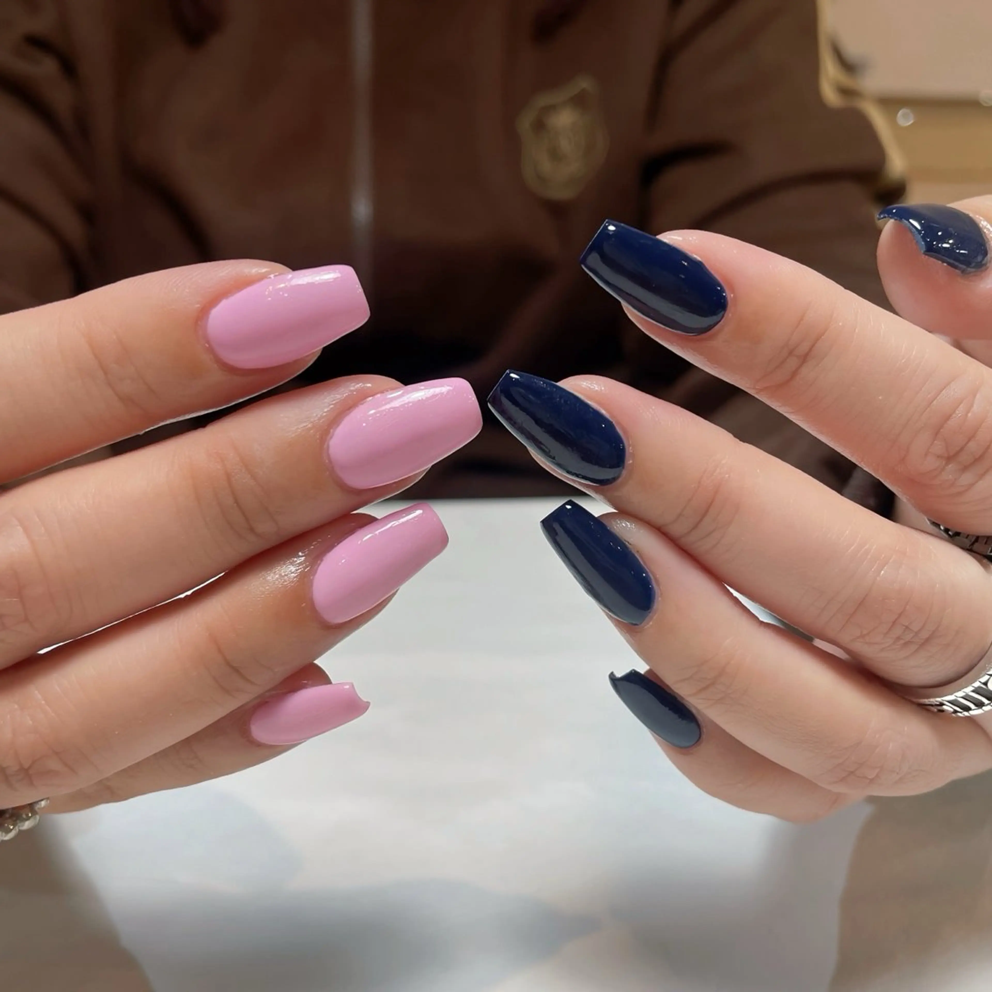 ネイル グラデーション ラメ(グリッター) ラメグラデーション ワンカラーネイル シンプルネイル ハンドネイル MARU NAIL Izumiのネイルデザイン