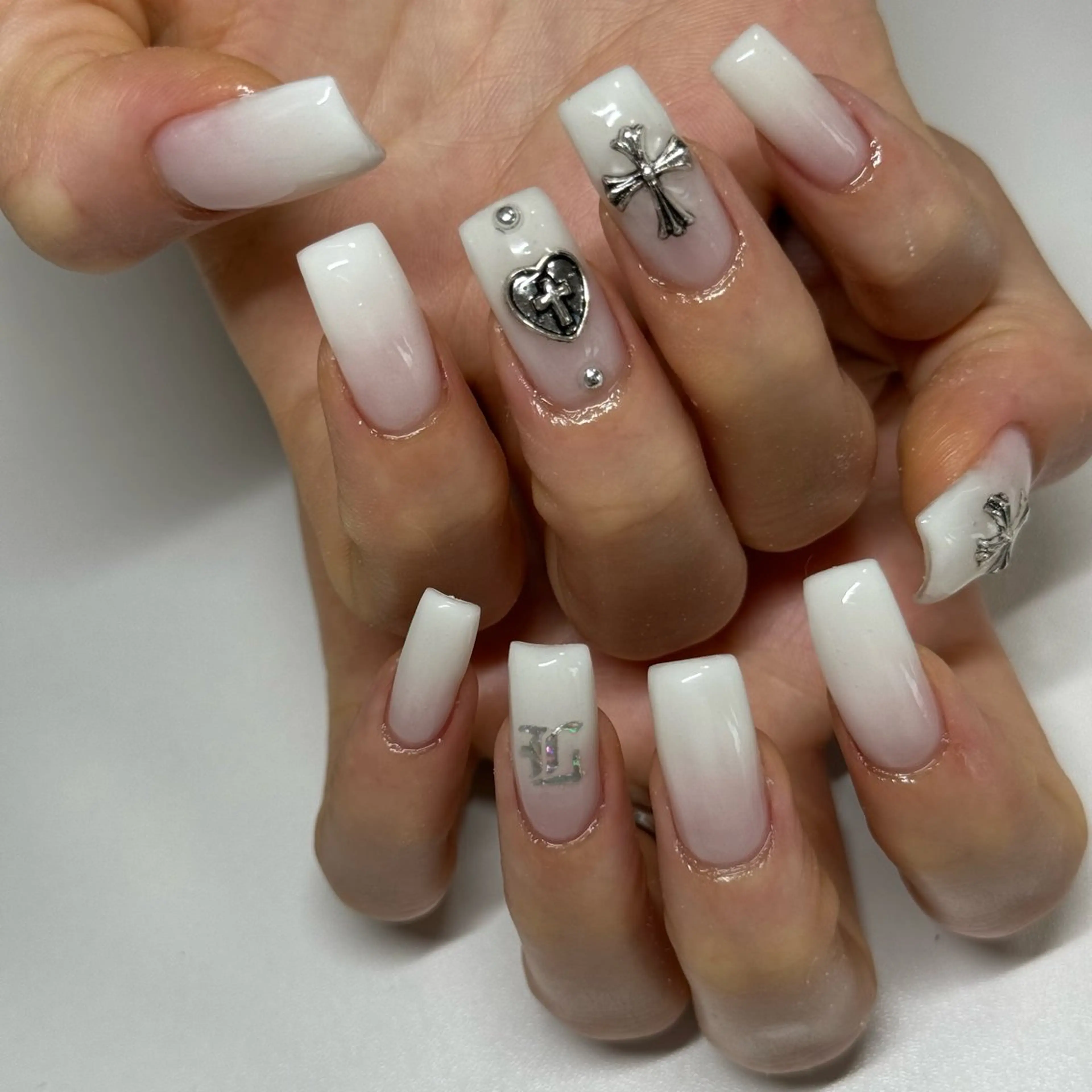 ネイル ハンドネイル nail salon 7_seven_所属・nail salon 7 _seven_のネイルデザイン