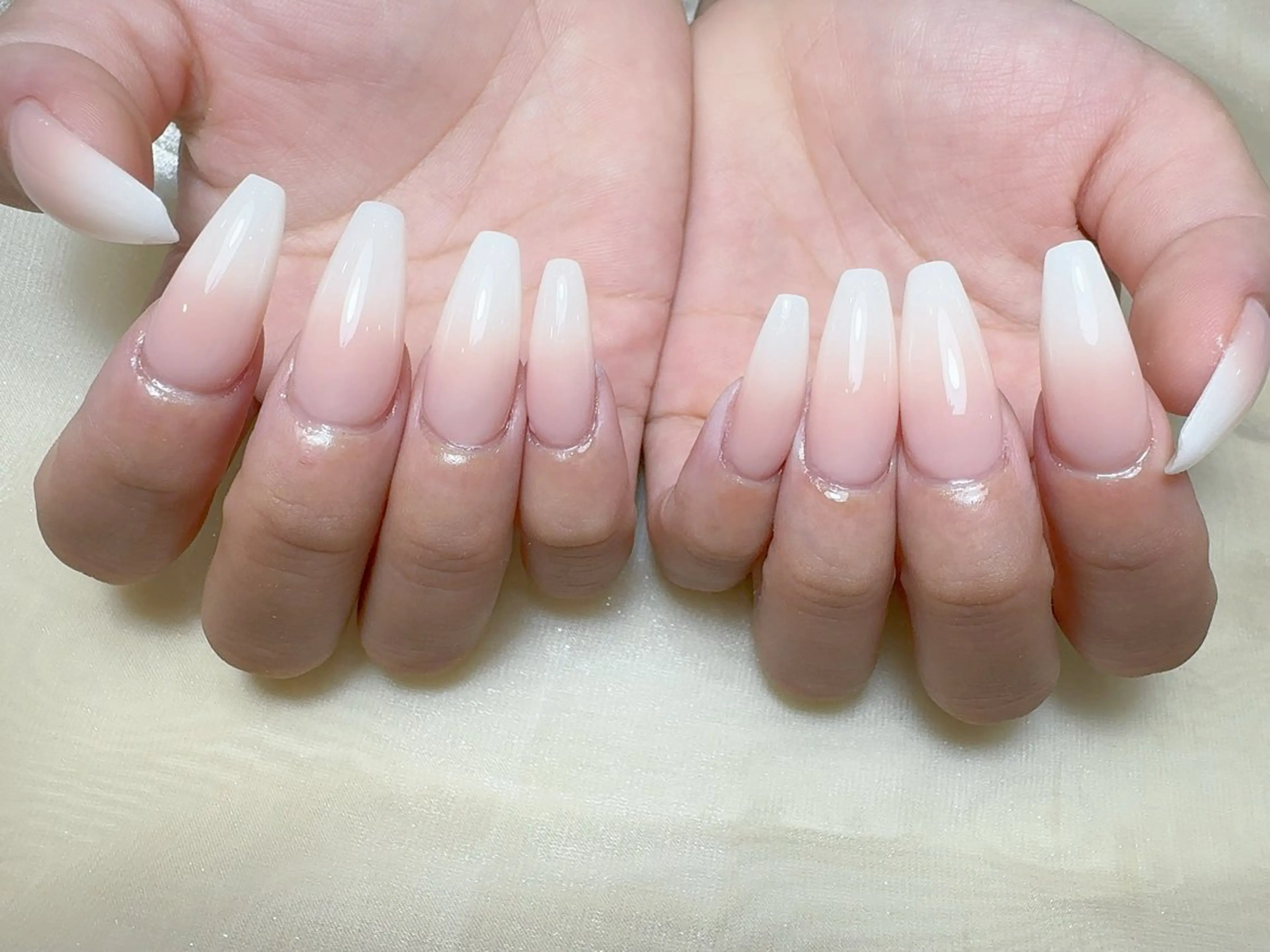 ネイル ハンドネイル ネイルサロン ルミア Lumia 店長のネイルデザイン