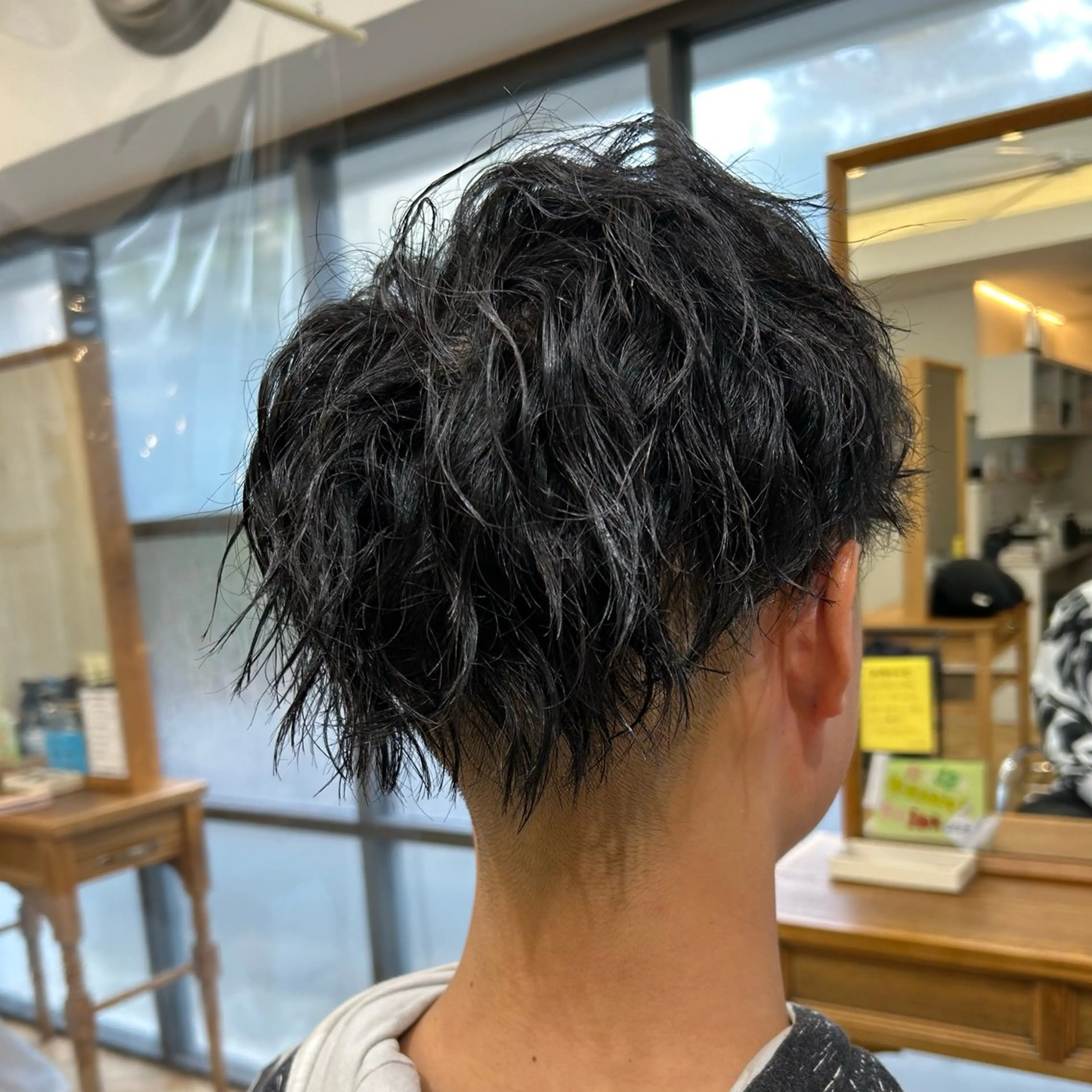 ミディアム パーマ メンズ 西山 良波のヘアスタイル