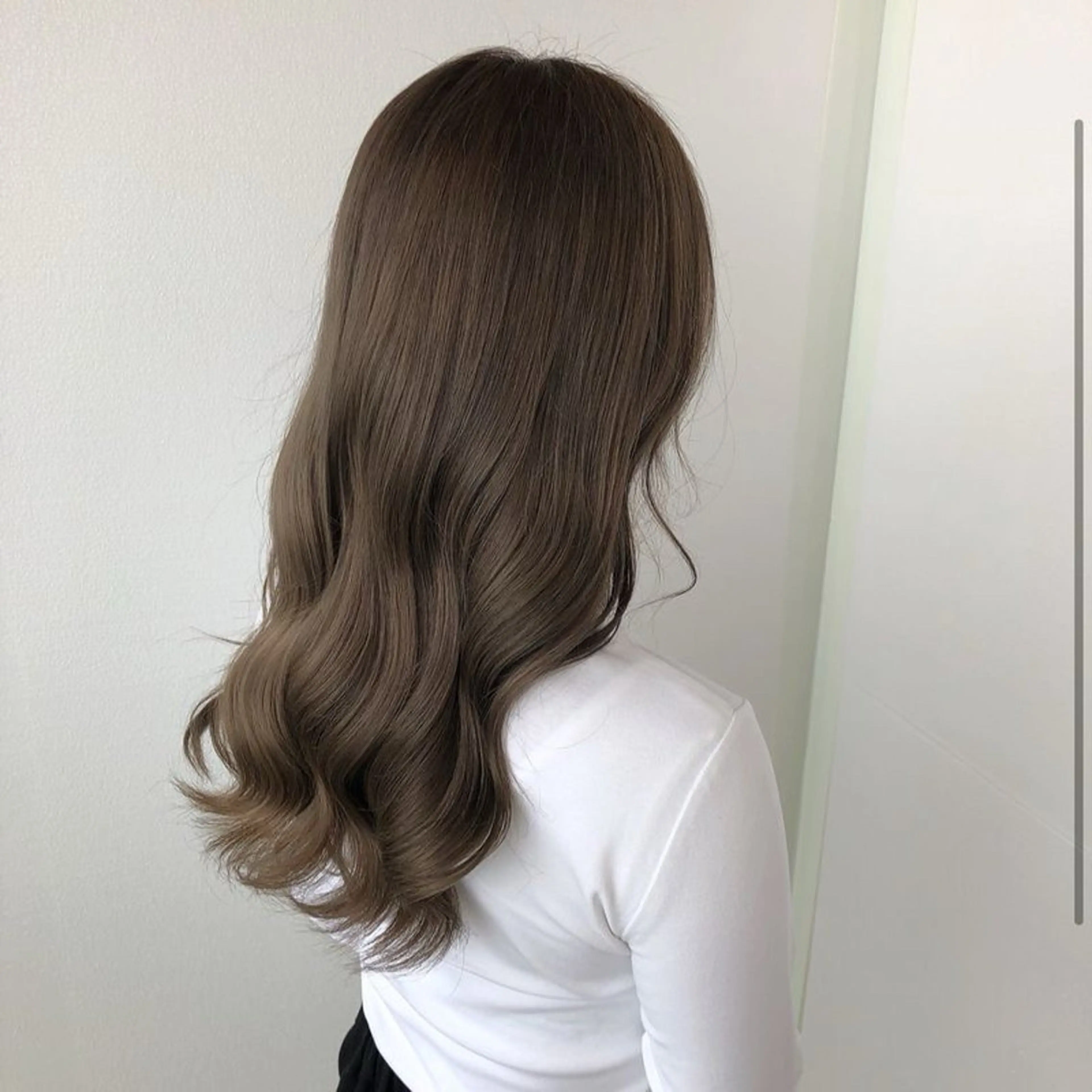 ロング カラー メンズ メンズブリーチ メンズインナーカラー ブリーチ 透明感カラー ダブルカラー カット トリートメント 【SASE】大人上品 💍/ユウガ⭐️のヘアスタイル