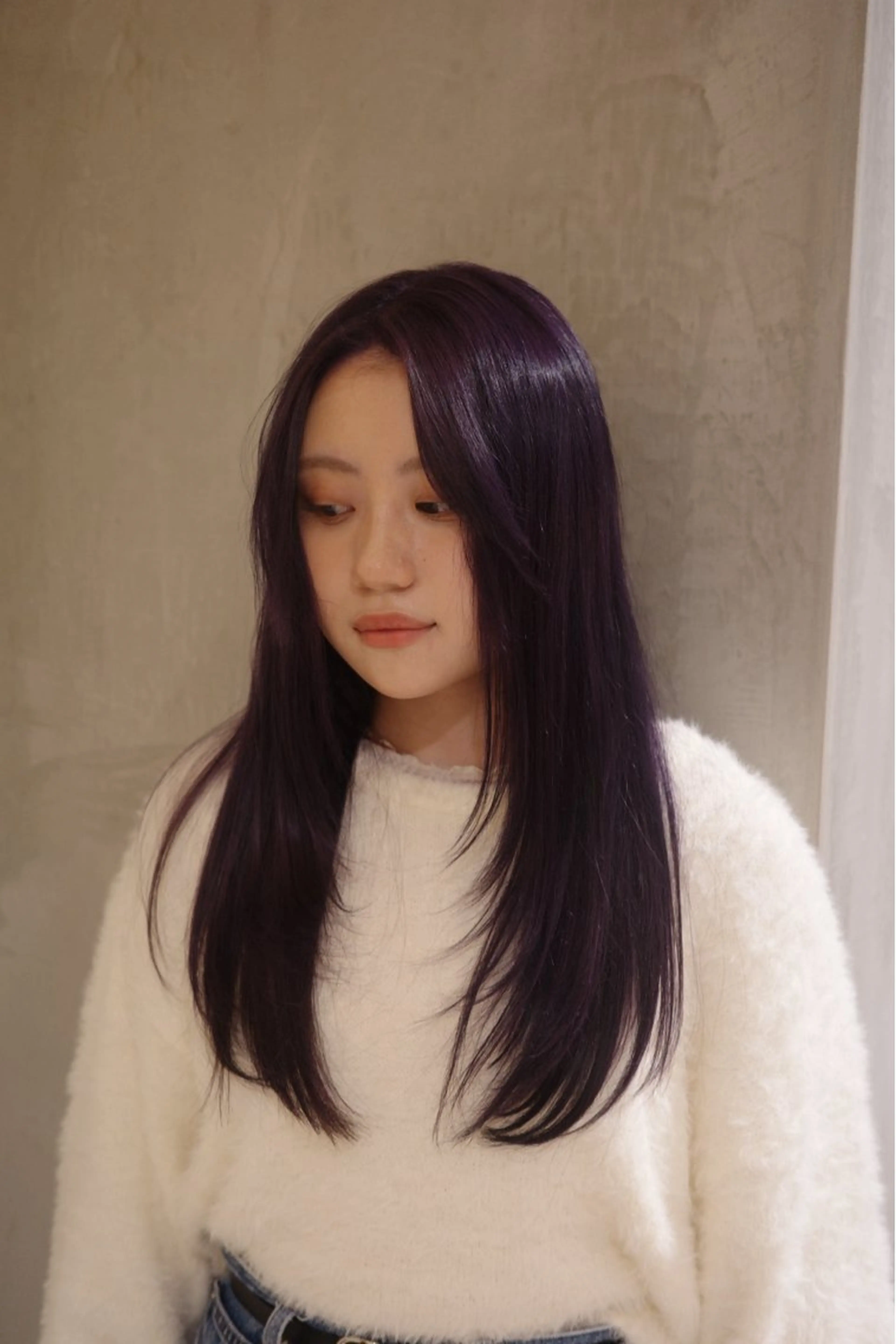 カラー ブリーチ バイオレットカラー 菰口 美優のヘアスタイル