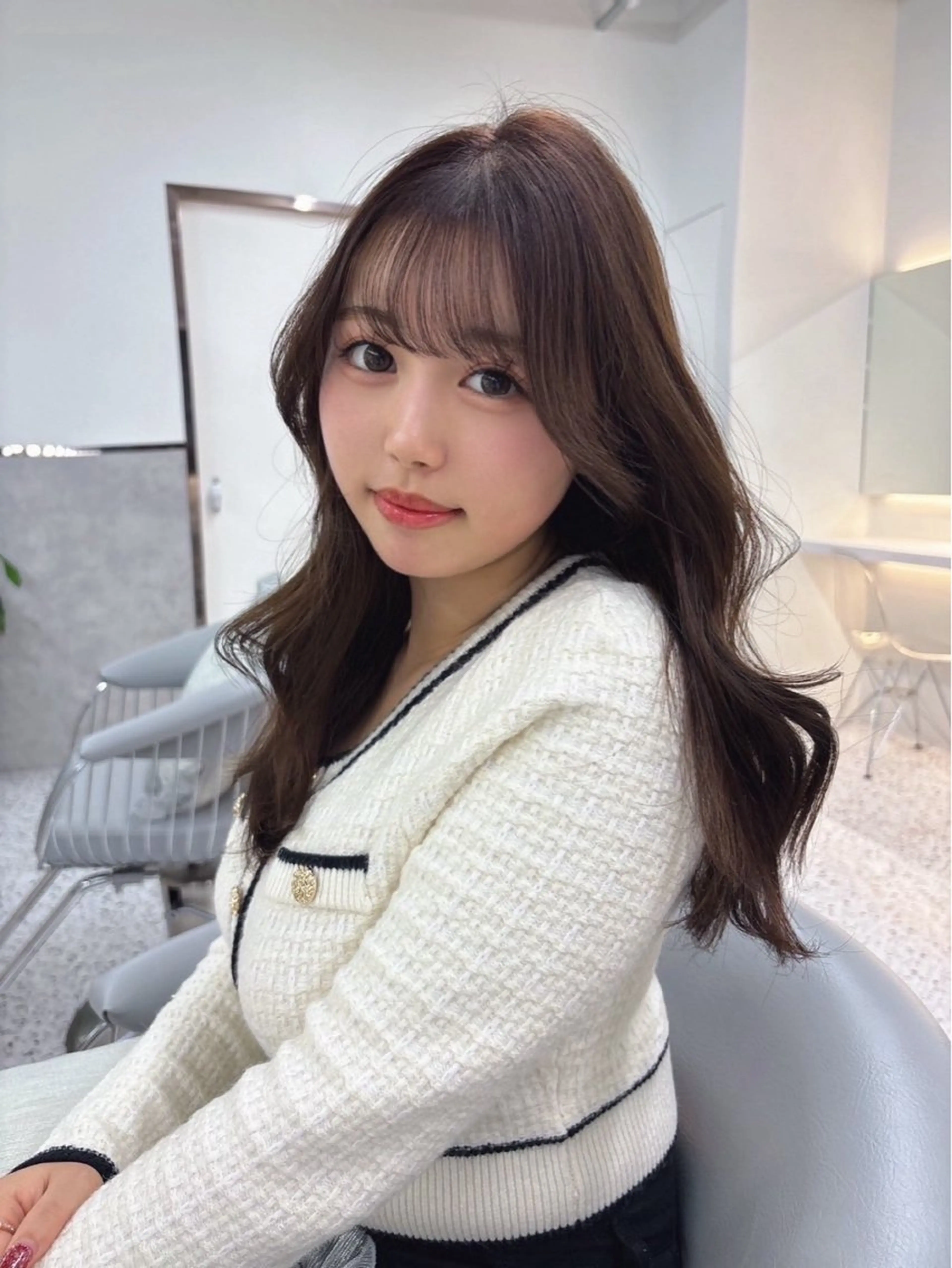 セミロング yui🎀ブリーチ なしベージュ／博多のヘアスタイル