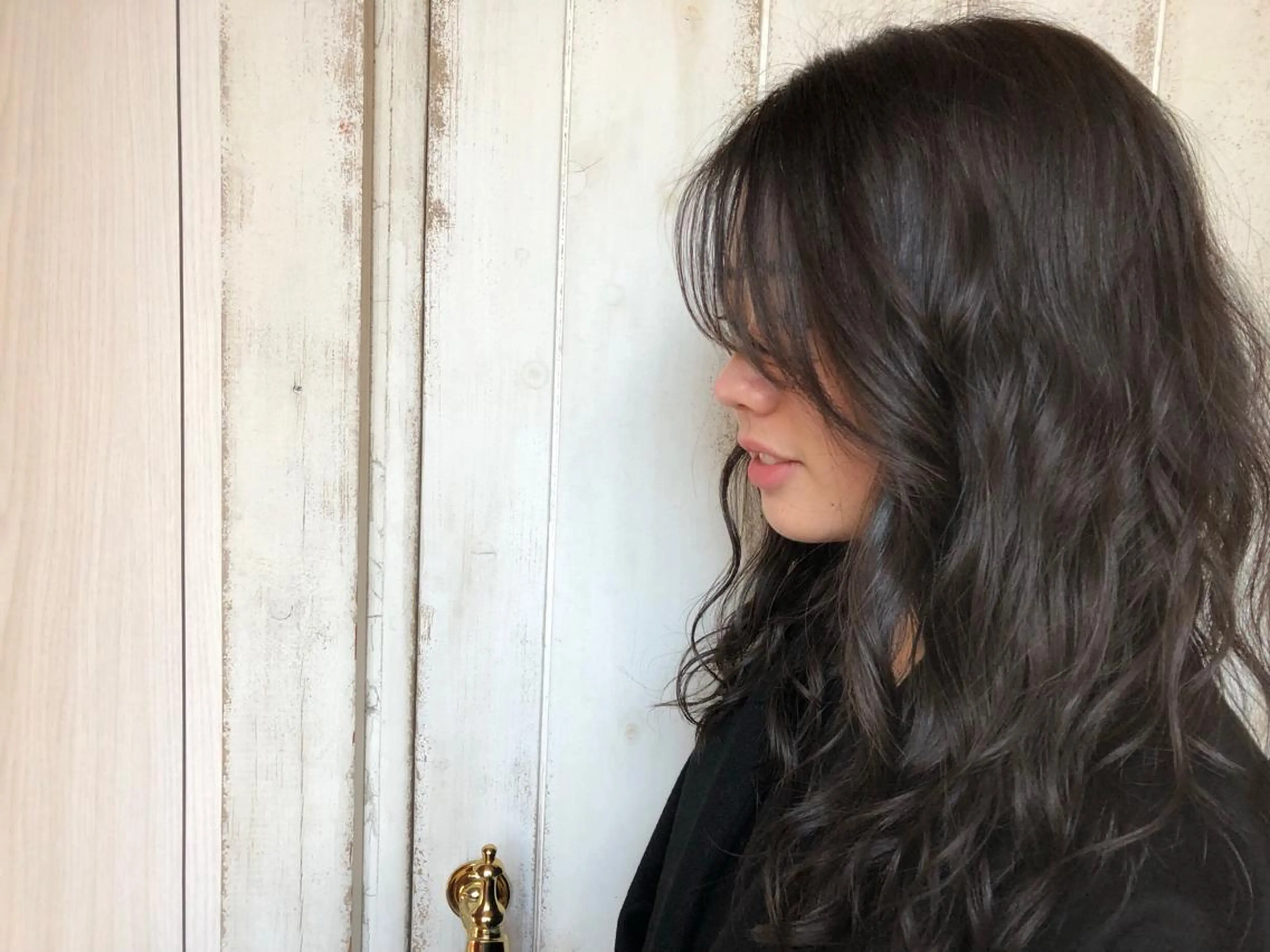 セミロング カラー アッシュ 黒髪 ブリーチ ブルーカラー 透明感カラー カット ヘアカラー トリートメント パ ルのヘアスタイル