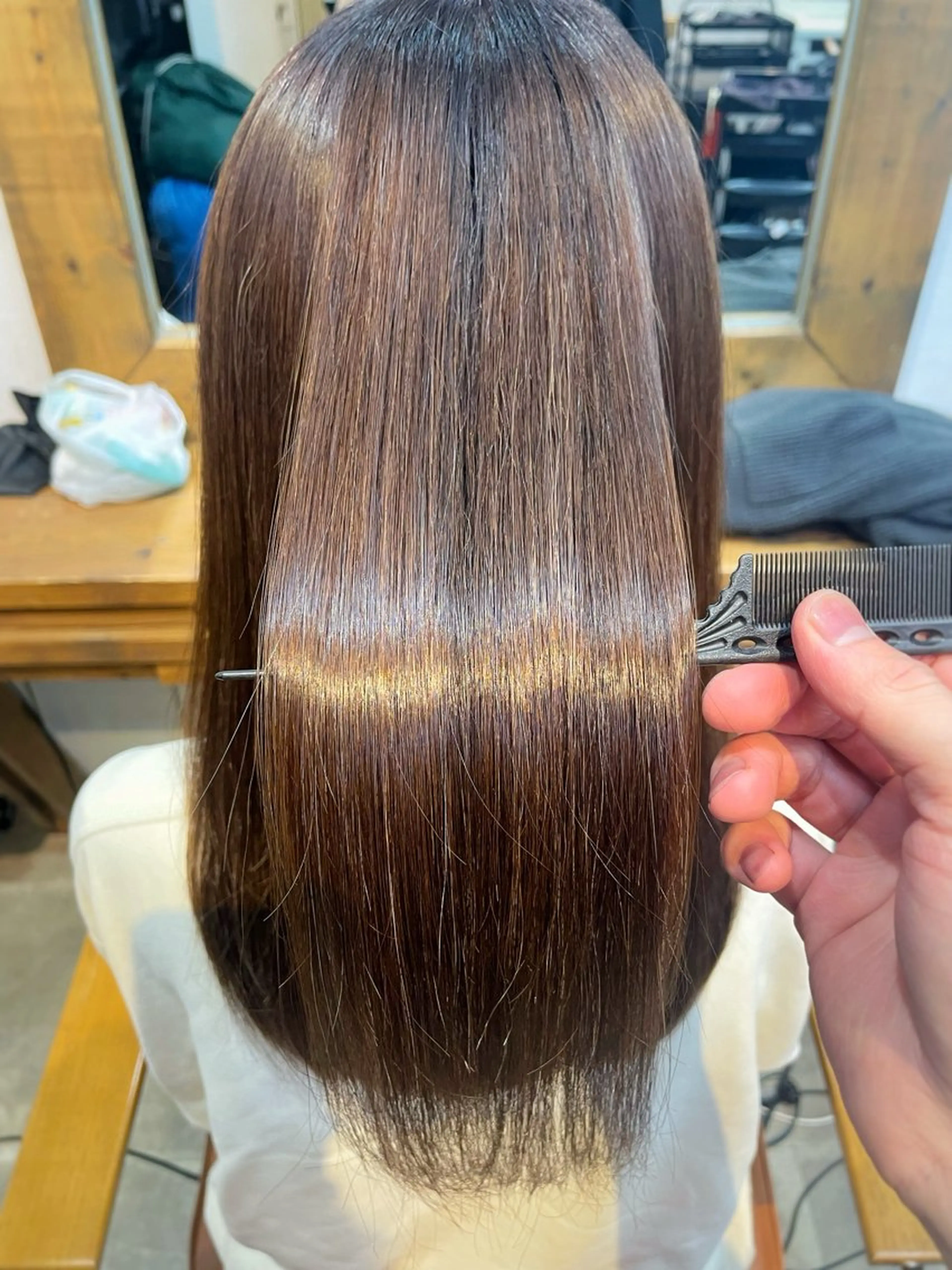 セミロング レディースカット 川添佑斗のヘアスタイル