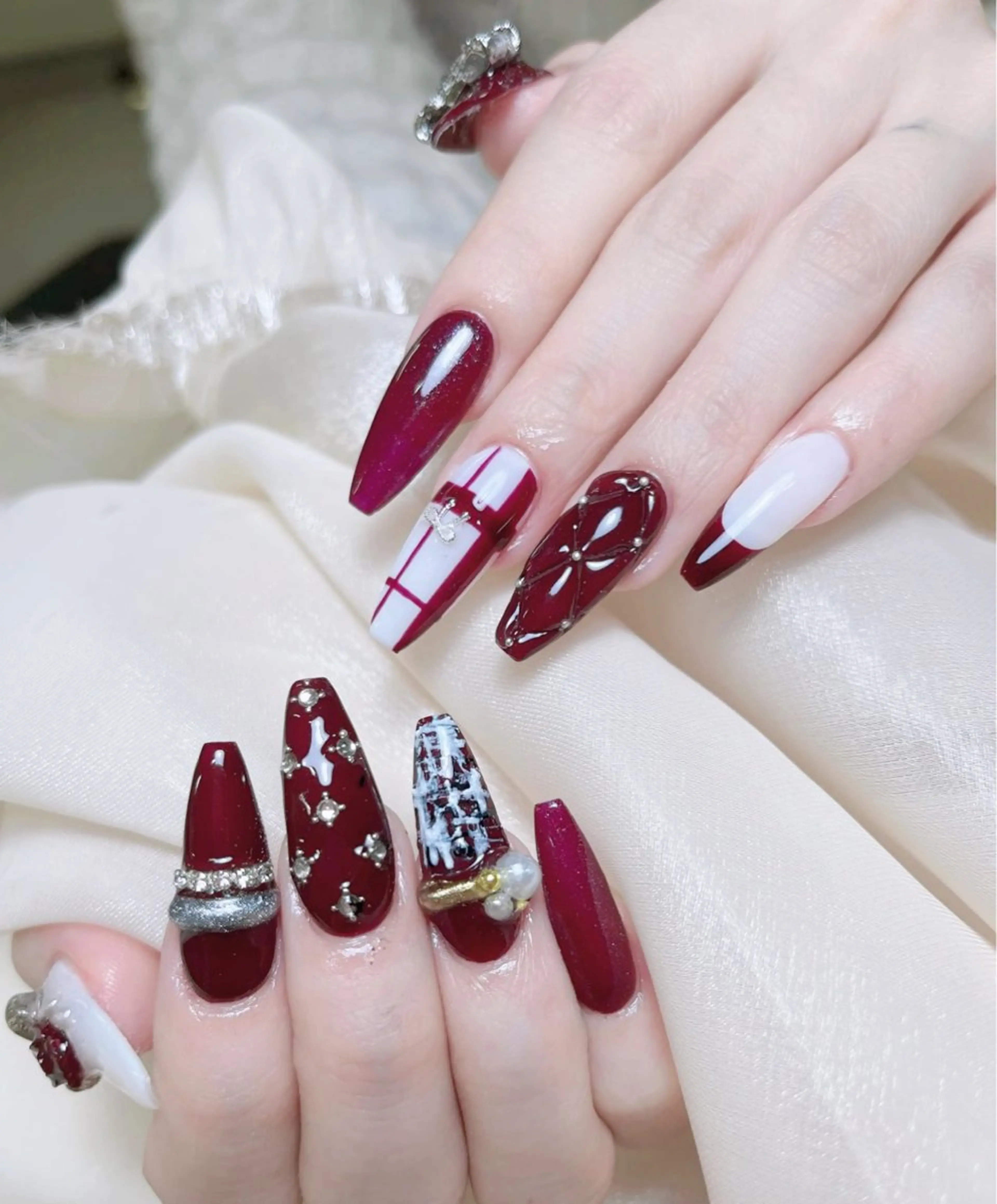 ネイル アートネイル オーロラネイル チークネイル 成人式 長さ出し ハンドネイル ╹◡╹MimoEye lash🌻Nailのマツエク・マツパデザイン
