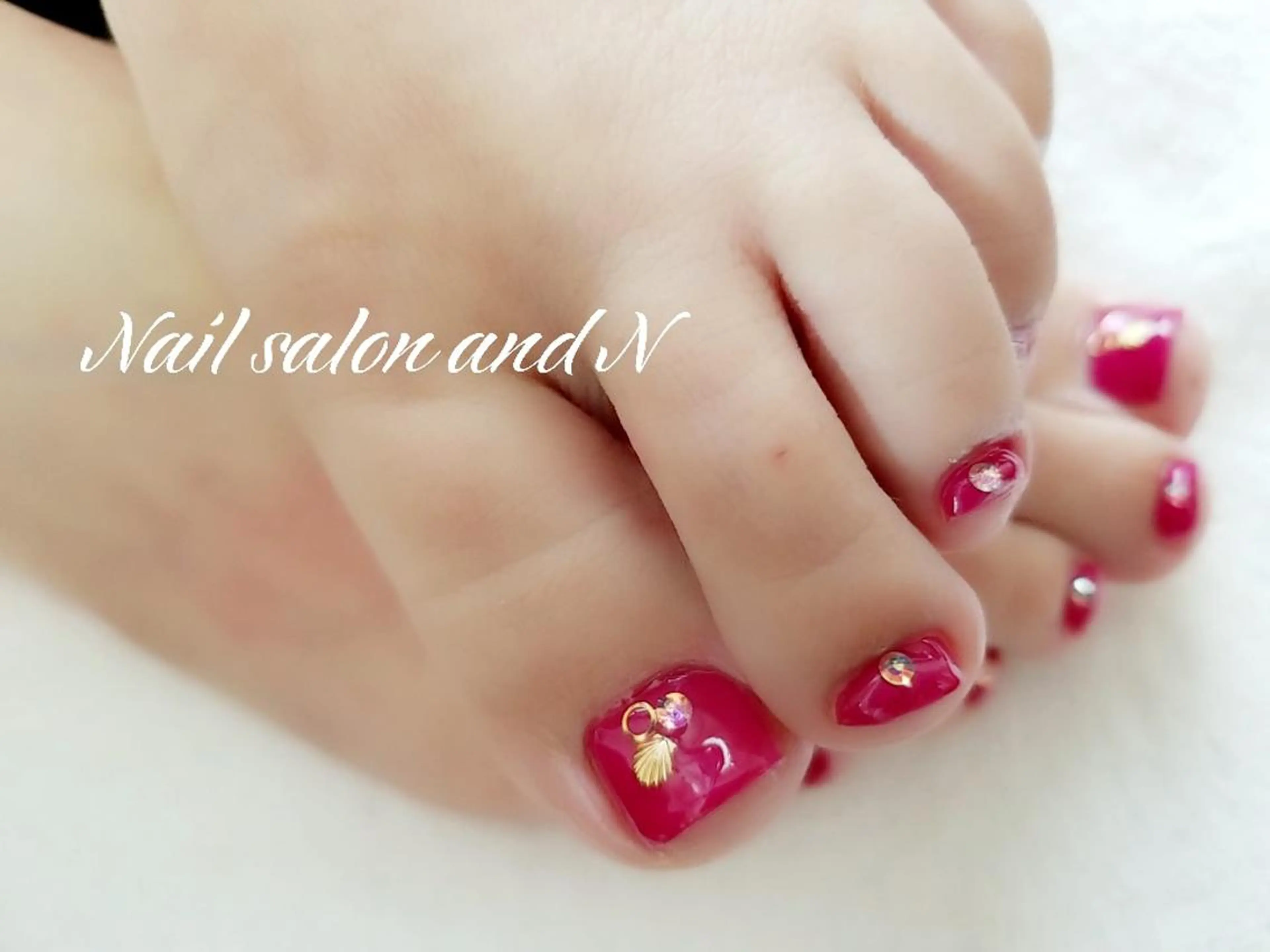 ネイル and Nのネイルデザイン