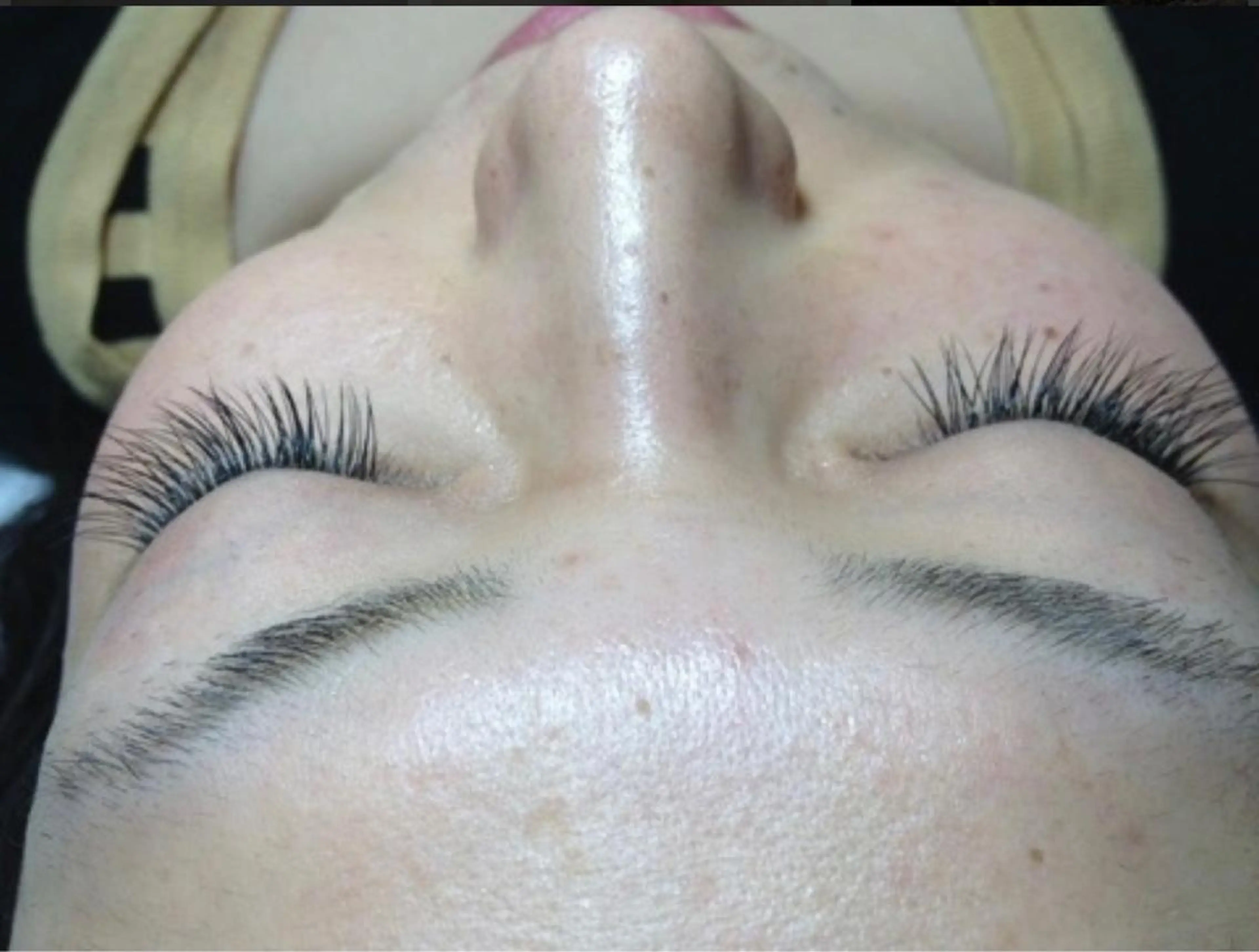 まつ毛エクステ１２０本、まつ毛多いお客様はつけ放題がお得ですの写真