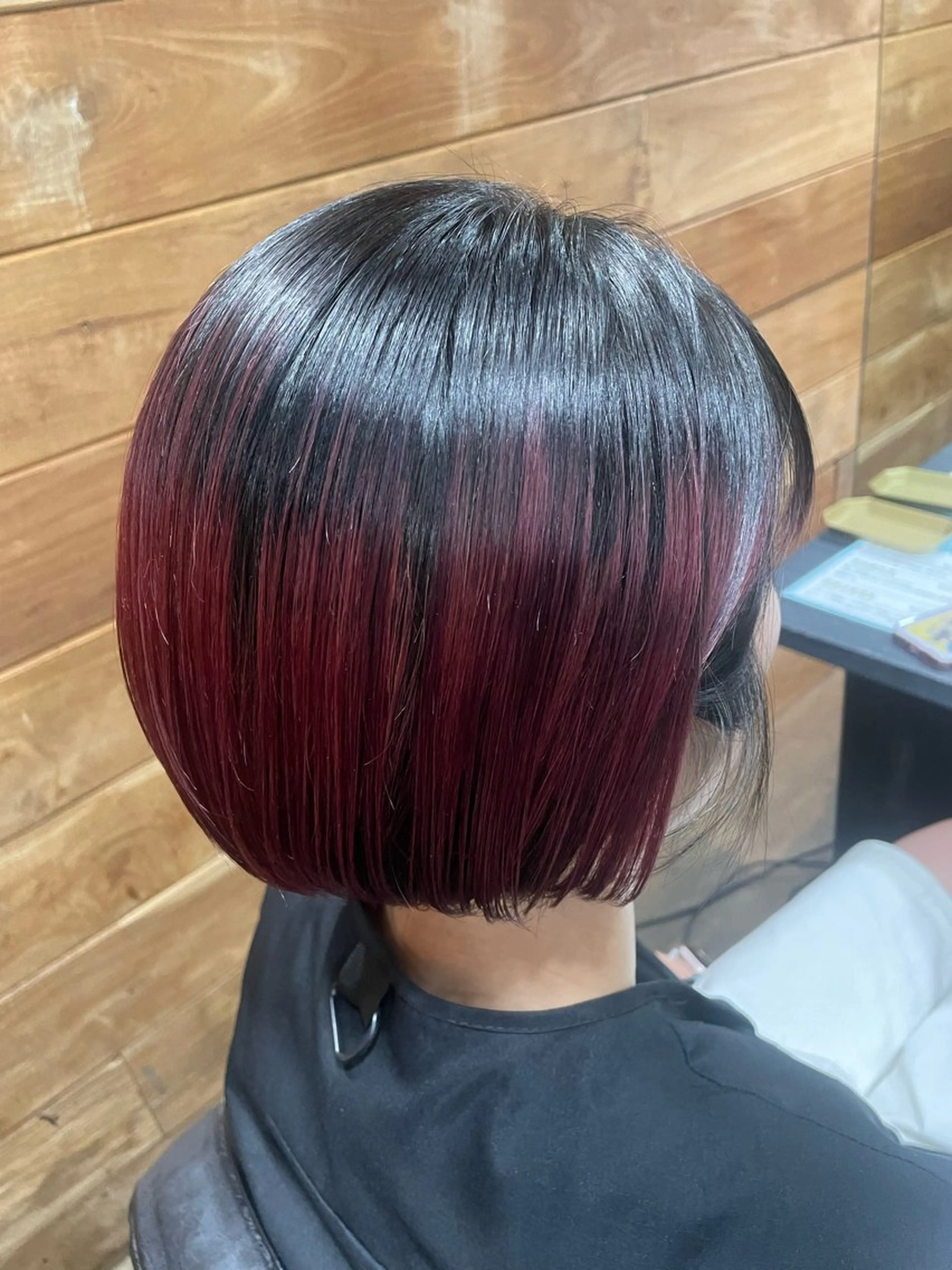 ショート カラー 吉田 光希のヘアスタイル