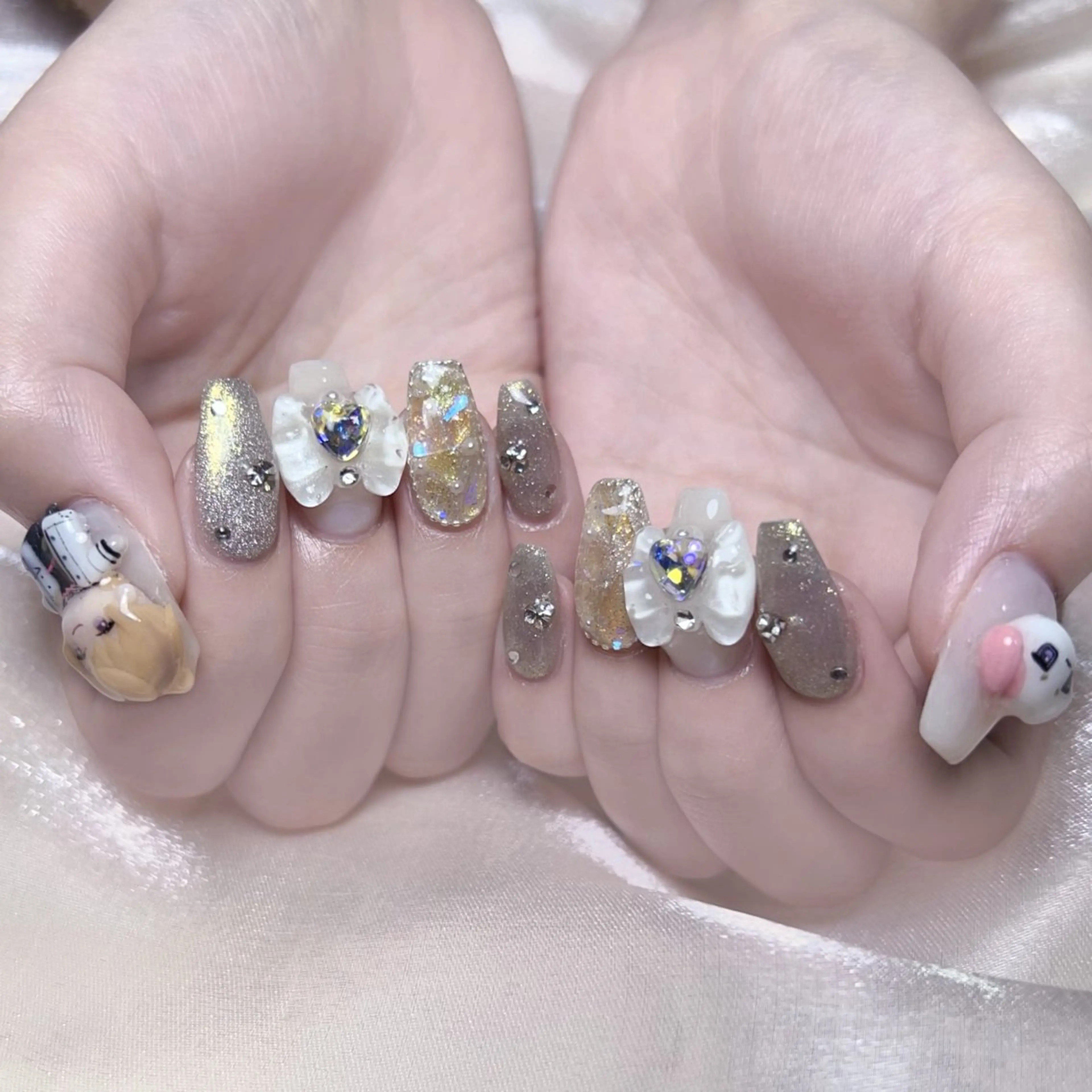 ネイル 持ち込み NAILサロン 木にいるのネイルデザイン