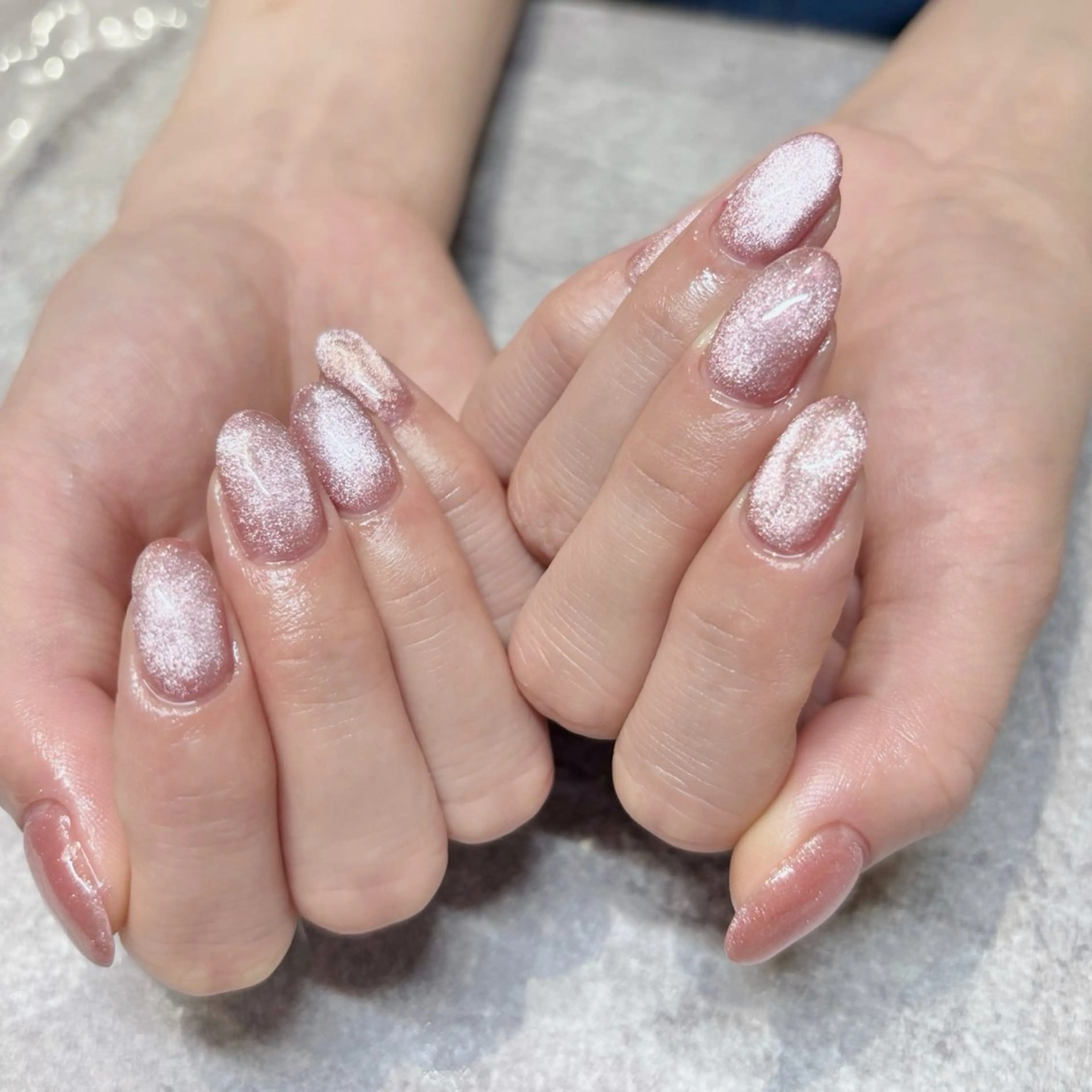 ネイル ジェルネイル マグネットネイル ピンク ぷっくりネイル L'ideanail AZUのネイルデザイン