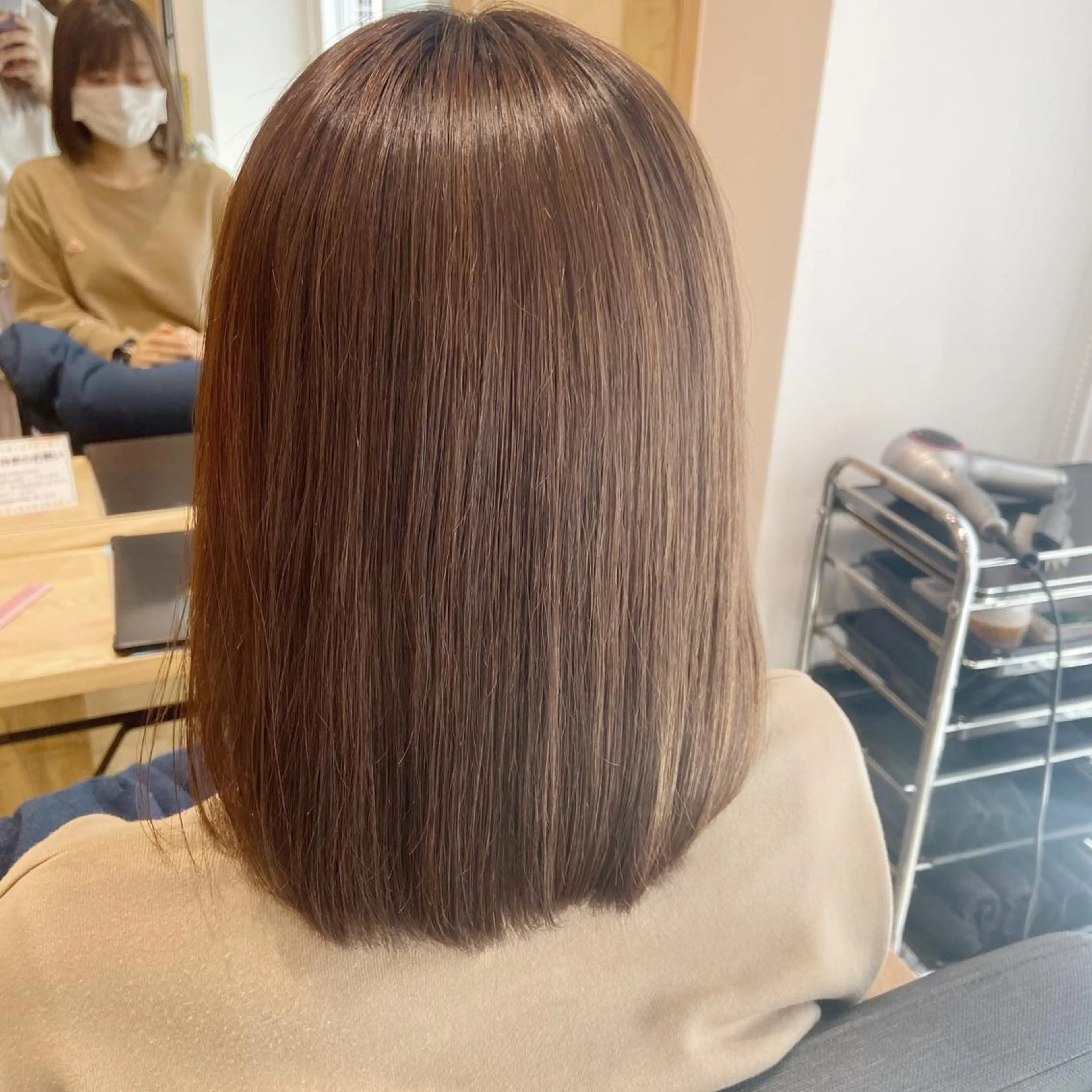 ミディアム 縮毛矯正 🌷レイヤーカット/ フルキシオリ🌷のヘアスタイル