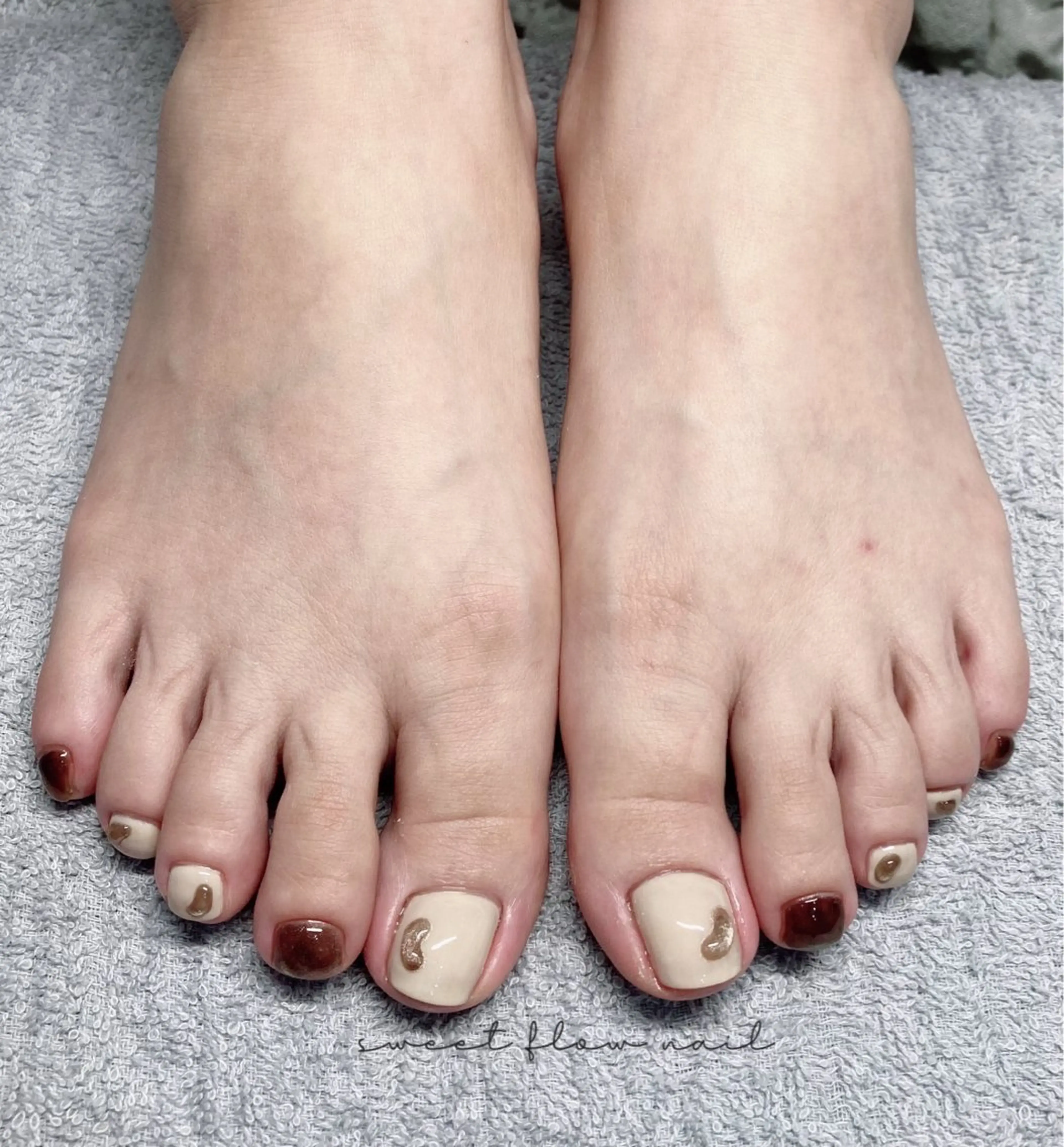 ネイル sweet flow nailのネイルデザイン