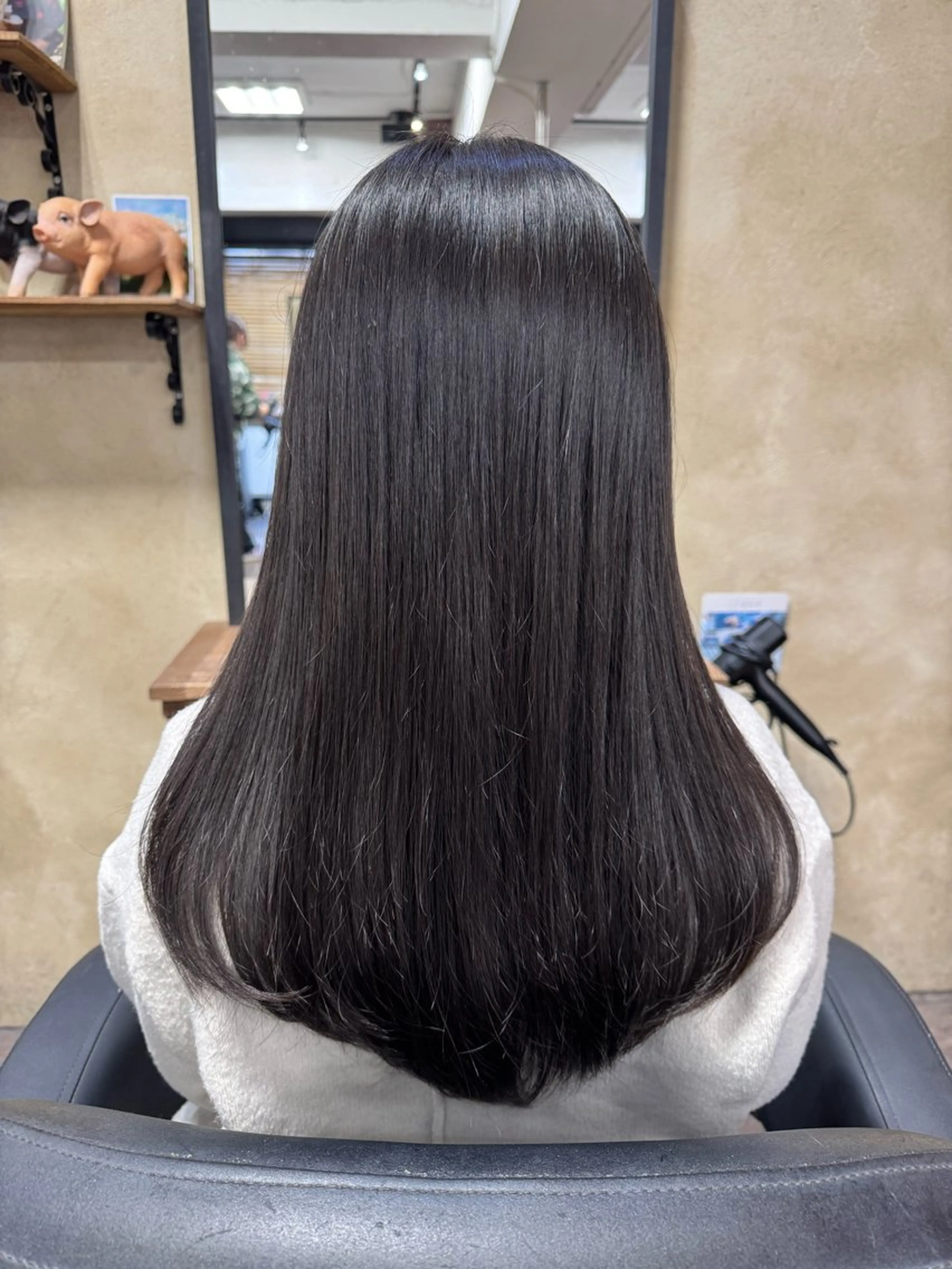 セミロング 艶カラー🎀 YUUKAのヘアスタイル