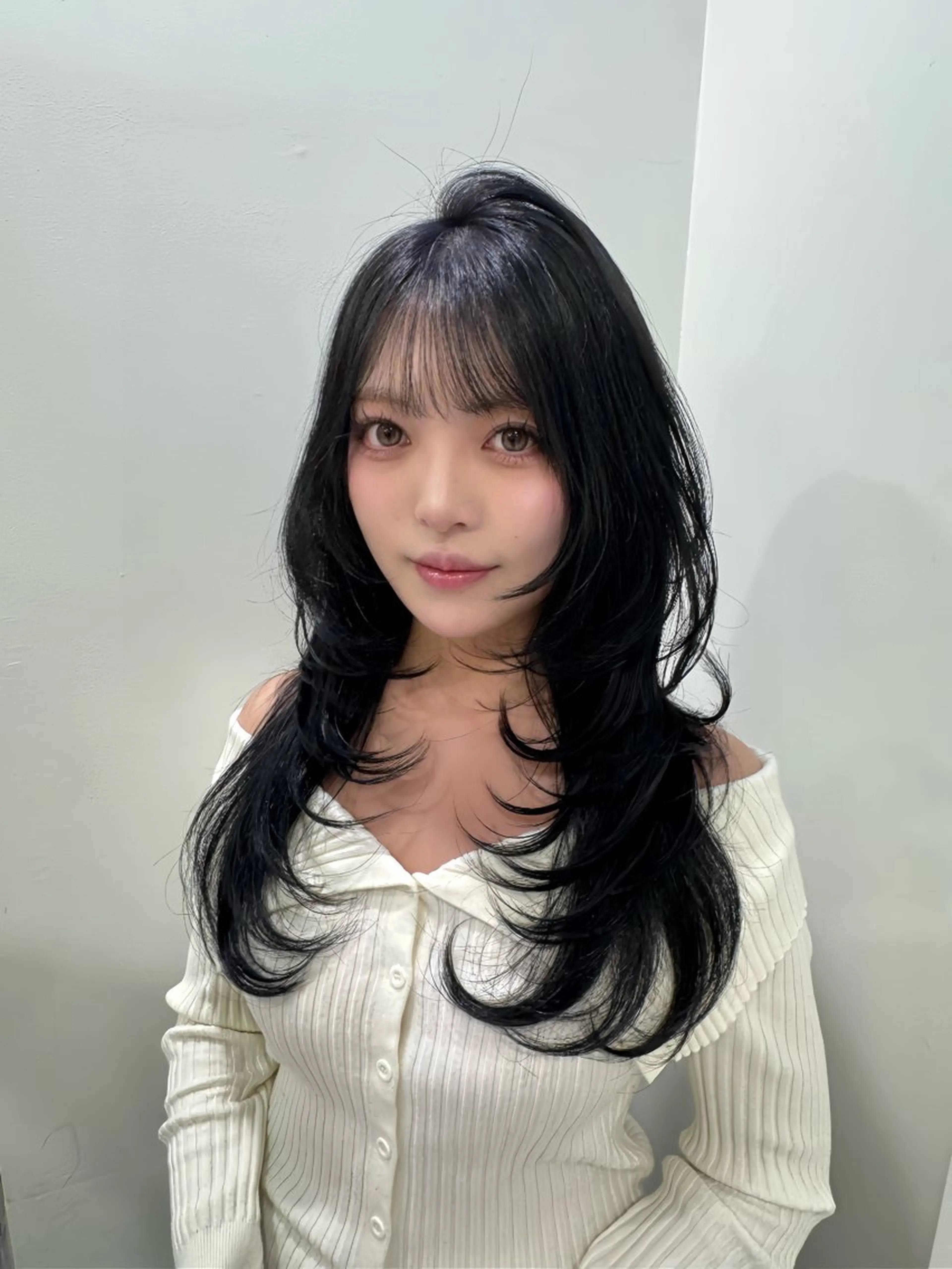 ロング カラー ヘアアレンジ カット ヘアカラー トリートメント ヘッドスパ ヘアセット 韓国レイヤーカット /韓国トレンドカラーのヘアスタイル