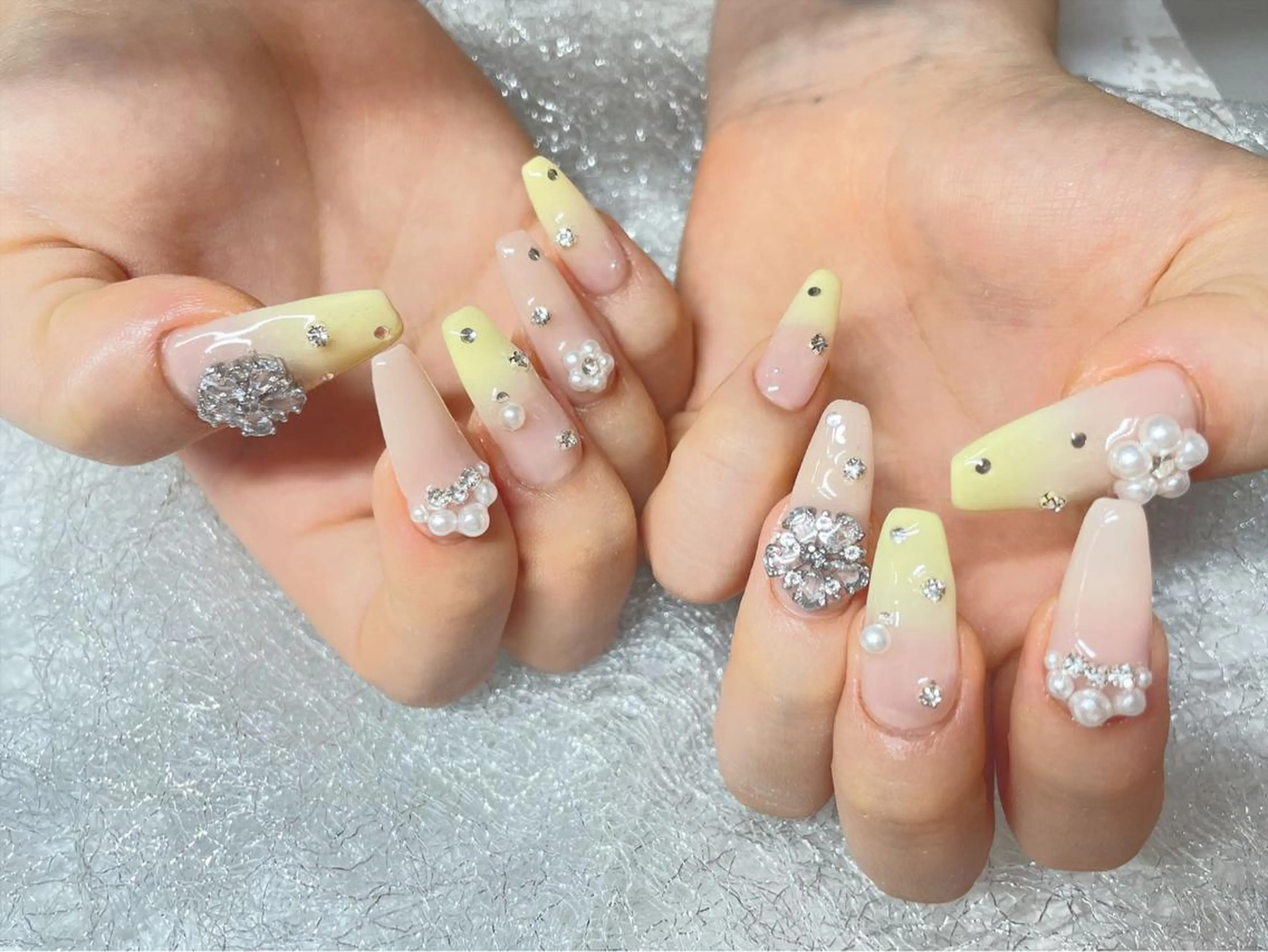 ネイル 美爪パラジェル導入店 Sunnilyのネイルデザイン