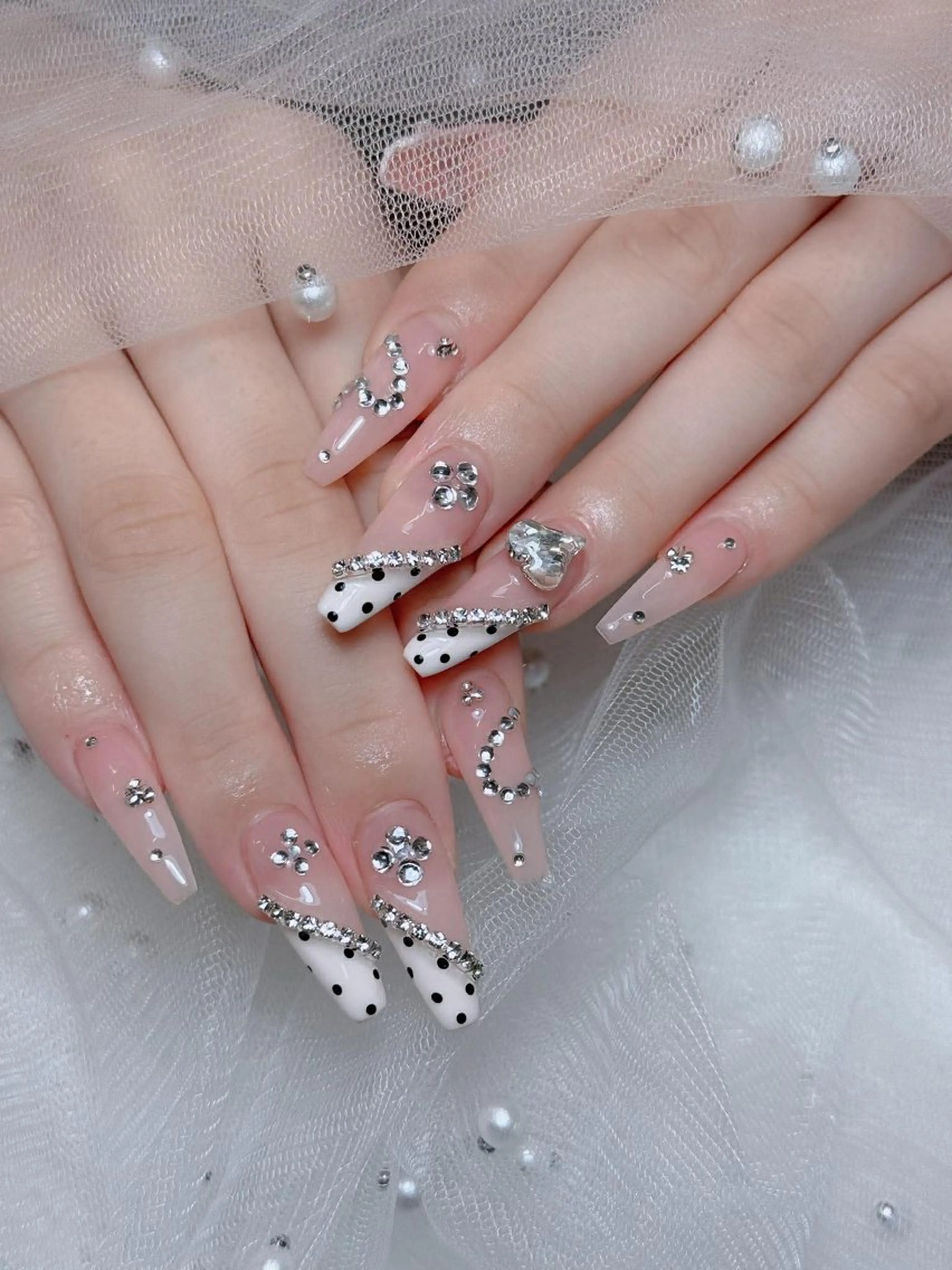 ネイル オーロラネイル チークネイル フットネイル フレンチネイル ハロウィン ハンドネイル Lumi Shinokuboのネイルデザイン