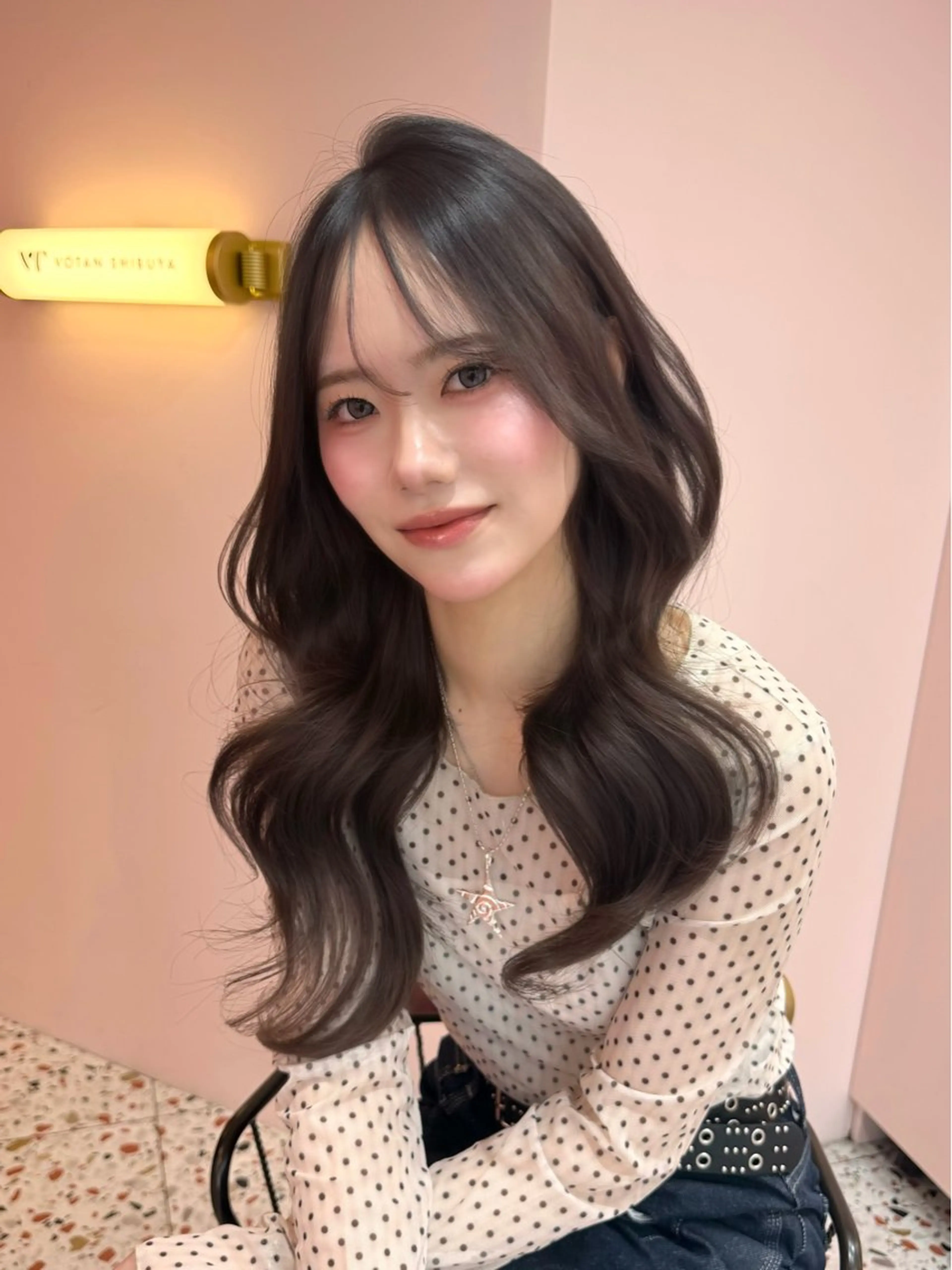セミロング カラー ベージュカラー ブリーチ ブラウンカラー チョコレートブラウン 透明感カラー カット ヘアカラー トリートメント 渋谷/韓国ヘア/ 顔まわり♡Ayakaのヘアスタイル