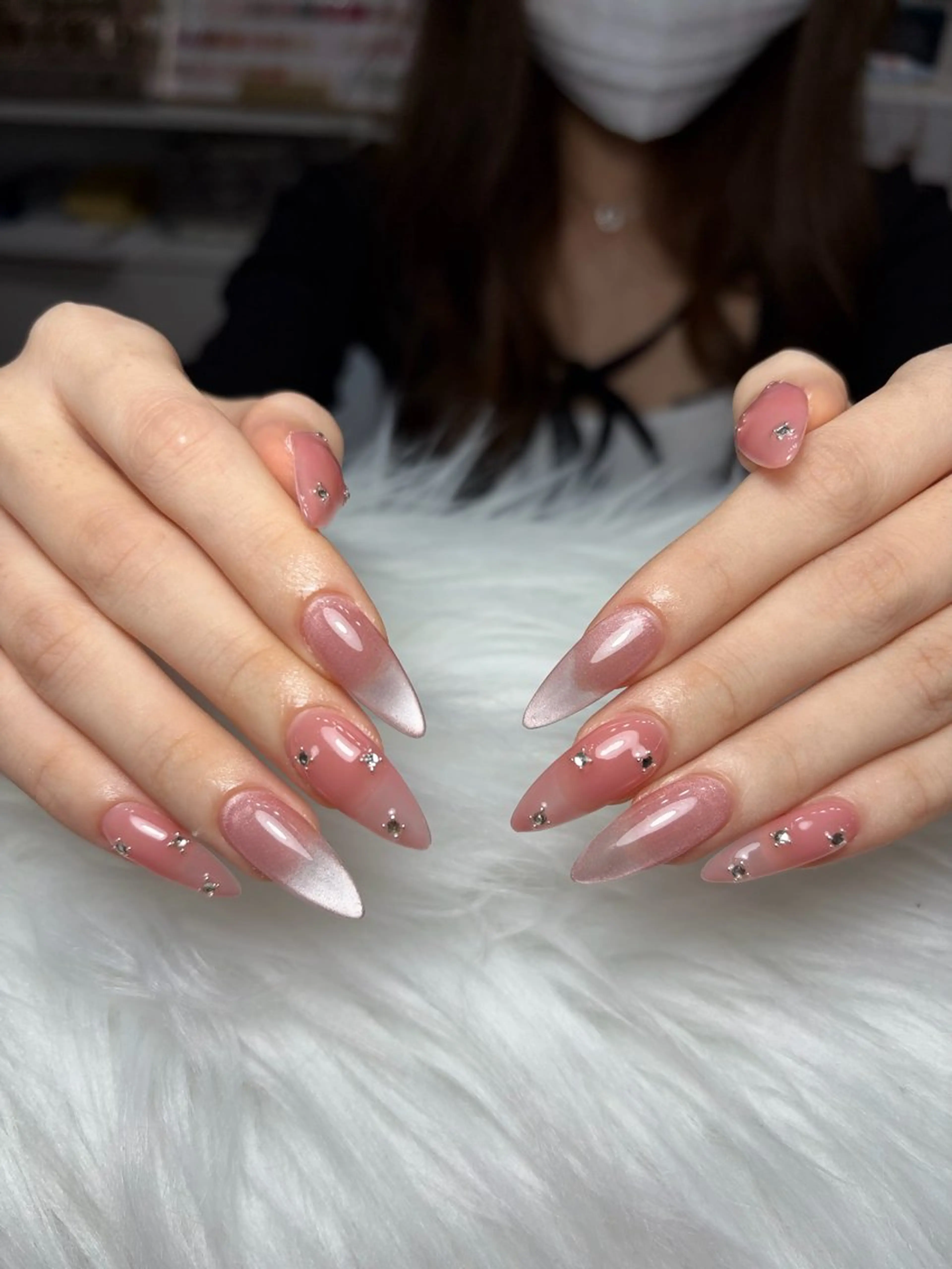 ネイル アートネイル 長さ出し ジェルネイル マグネットネイル ニュアンスネイル ハンドネイル Cloudy Chan Nailのネイルデザイン