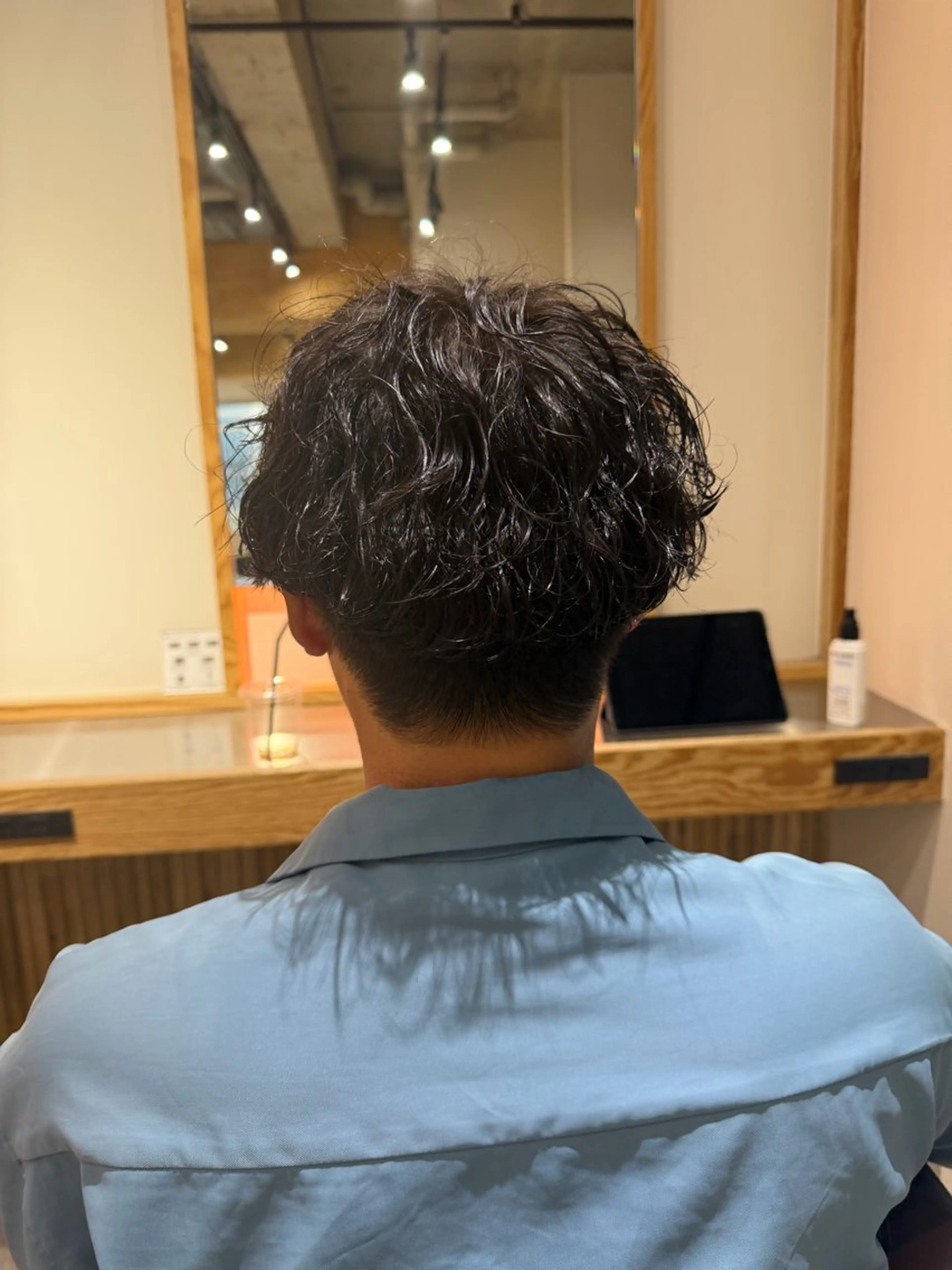 パーマ メンズ ヘアカラー パーマ特別価格🔥 宇宙のヘアスタイル