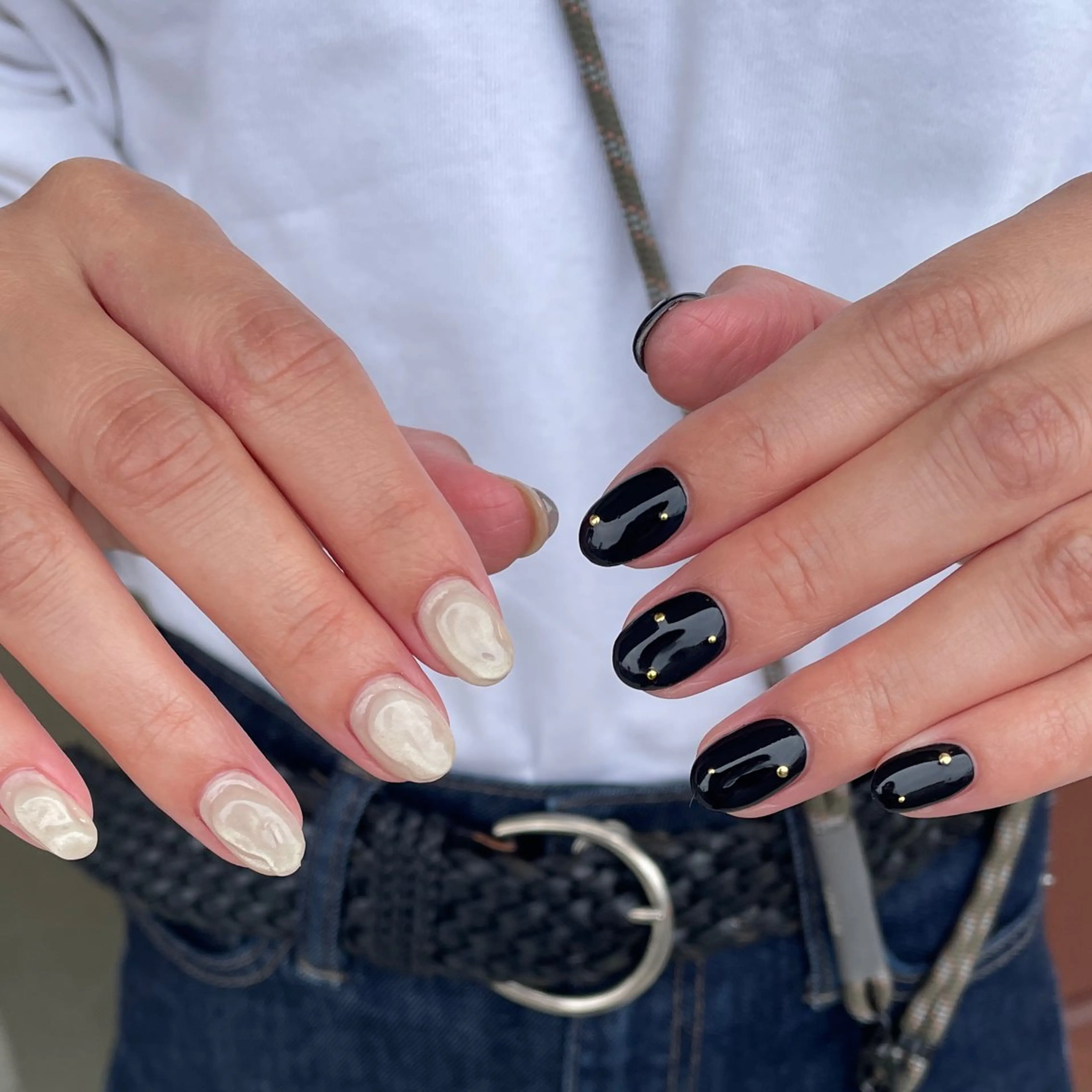 ネイル ネイビー 黄色 nail salon en所属・ennail ayaのネイルデザイン